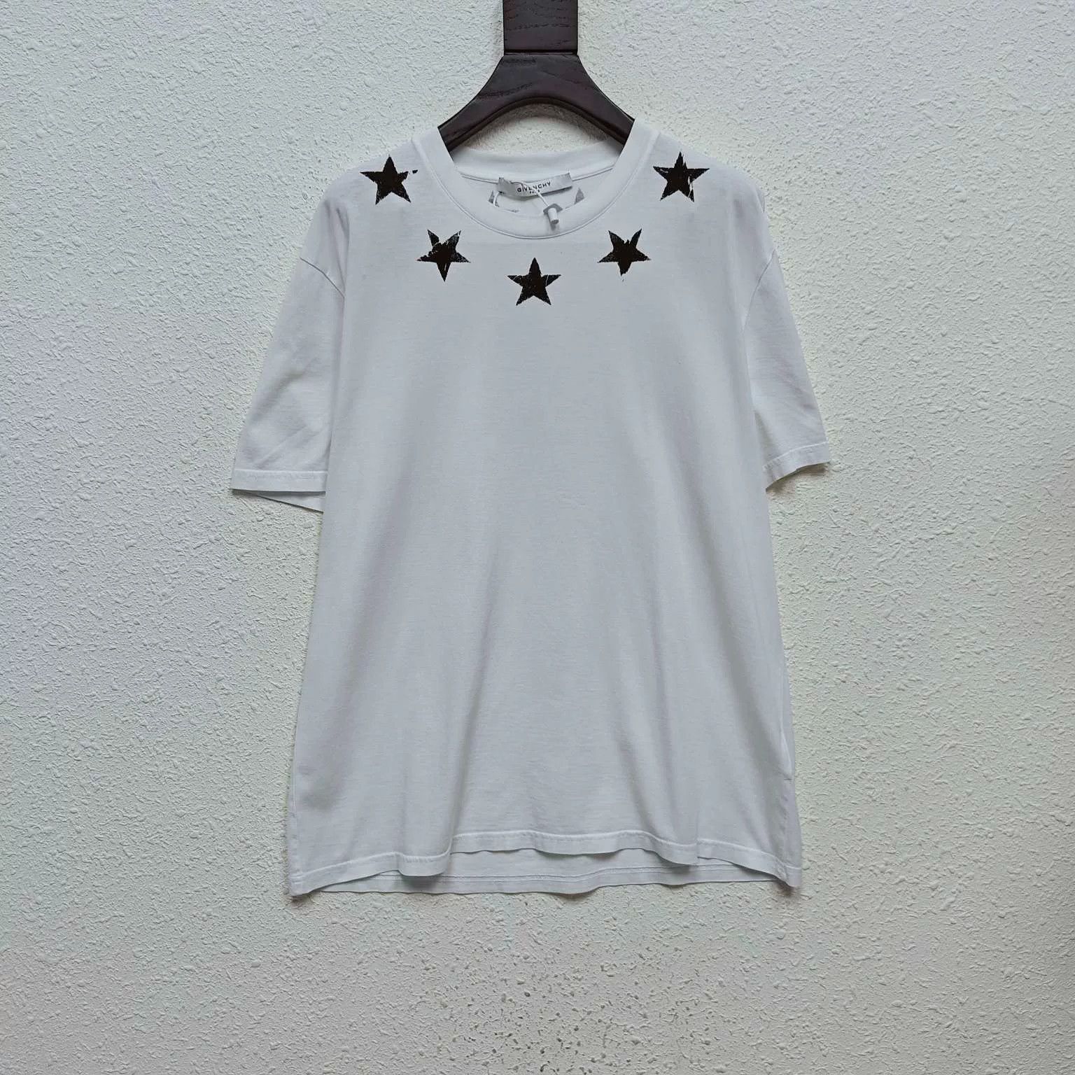 Givenchy givenchy white short sleeve star print shirt Size US XL / EU 56 / 4 - 1 Thumbnail