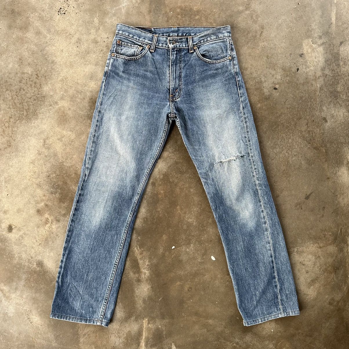 Levi's Vintage Levi’s Distressed Faded Sick Denim Jean Pant W30 Size US 30 / EU 46 - 1 Thumbnail
