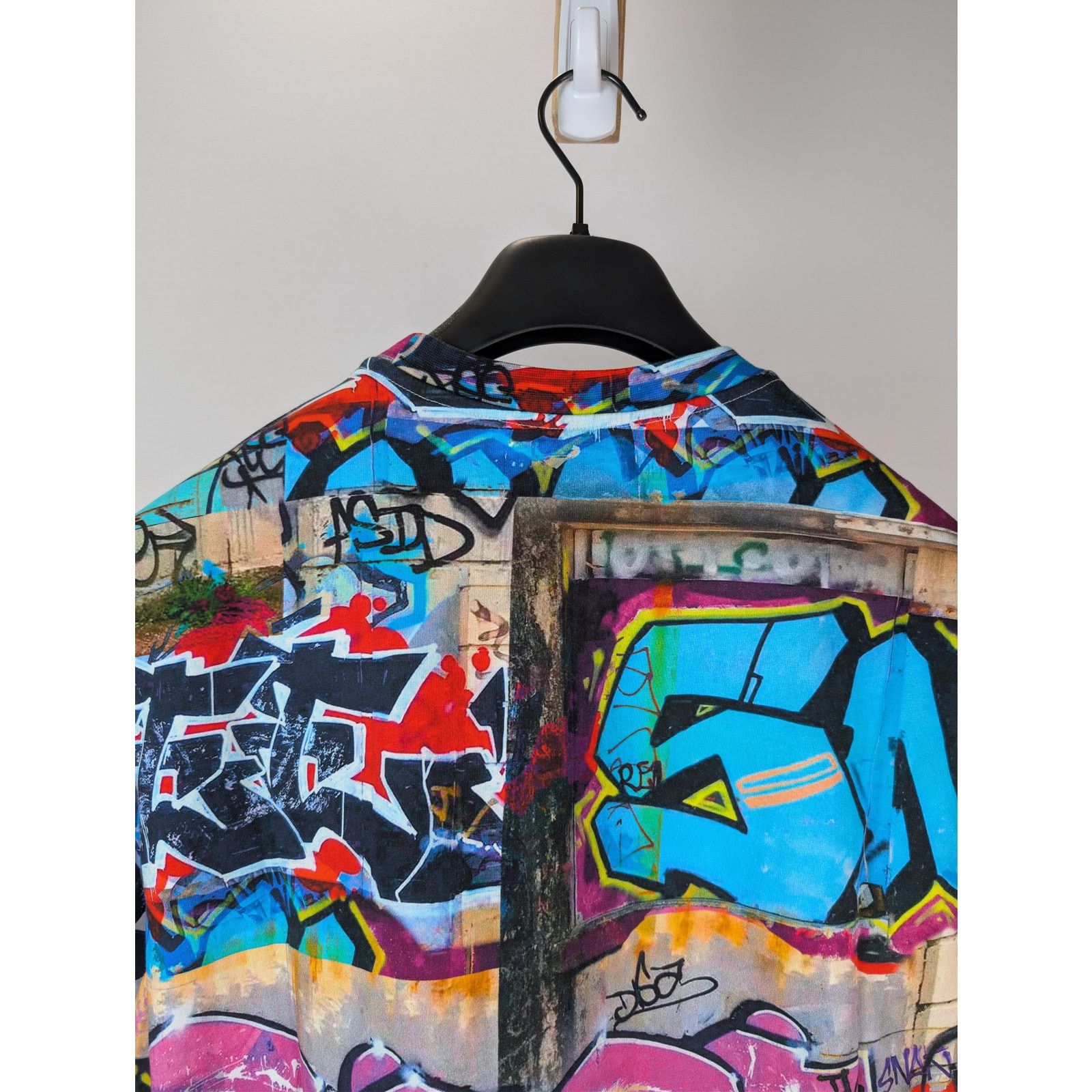 Vivienne Westwood o1rshd1 Classic Graffiti Print T-Shirt in Multiolor Size US M / EU 48-50 / 2 - 15 Thumbnail
