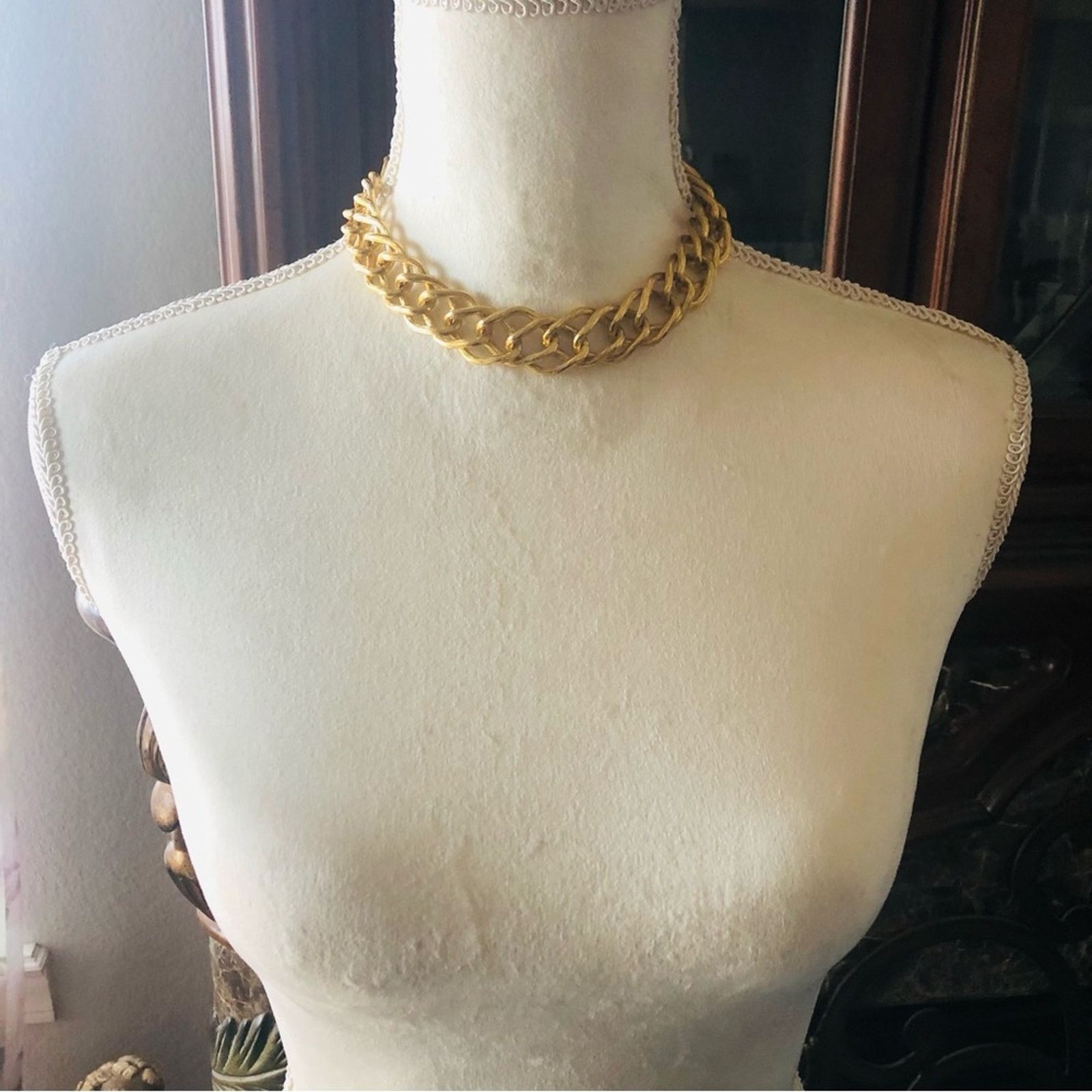 Vintage Vintage Avon gold plated chain link choker necklace Size ONE SIZE - 5 Thumbnail