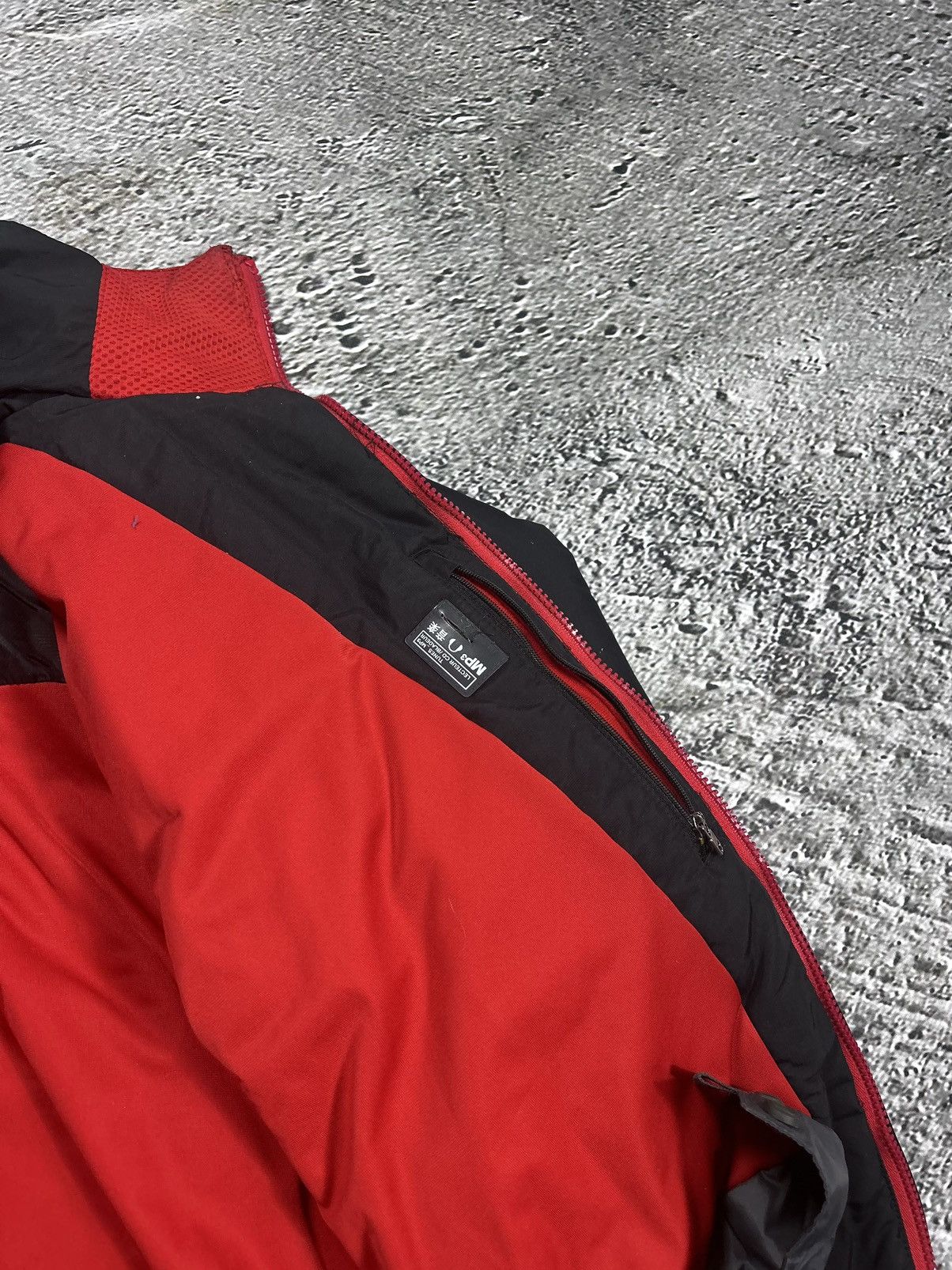 Nike × Nike ACG × Vintage Nike ACG vintage black jacket hooded Size US L / EU 52-54 / 3 - 8 Thumbnail