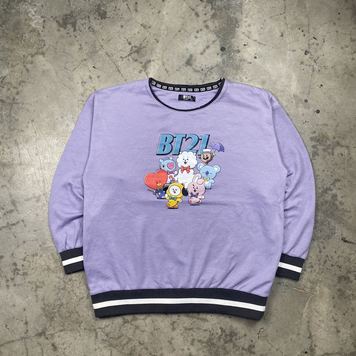 Japanese Brand BTS Kpop BT21 Sleepwear Sweatshirt Size L / US 10 / IT 46 - 1 Thumbnail