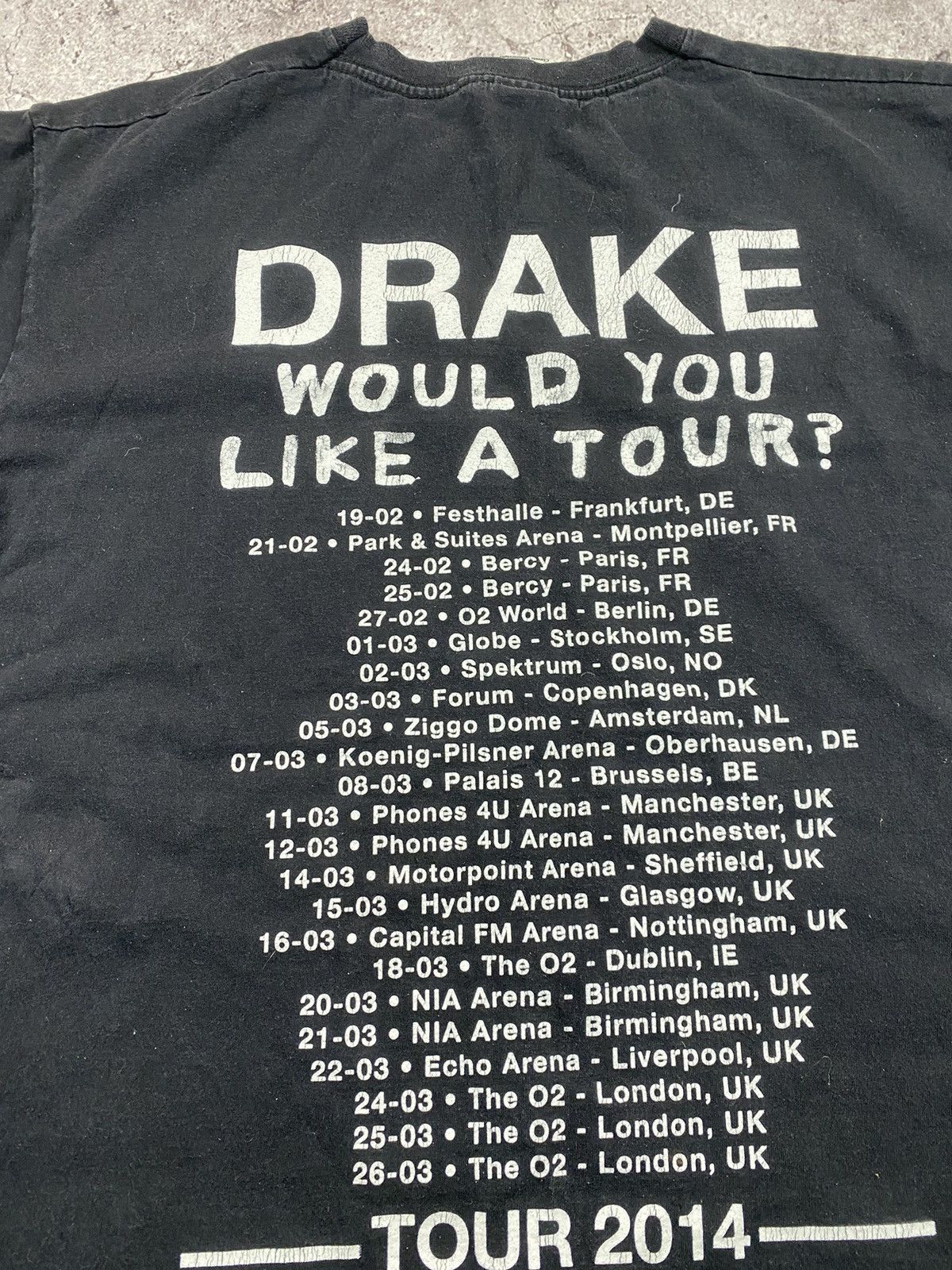 Drake × October's Very Own × Vintage Vintage Drake Would You Like A Tour 2014 T-shirt Size US L / EU 52-54 / 3 - 6 Thumbnail