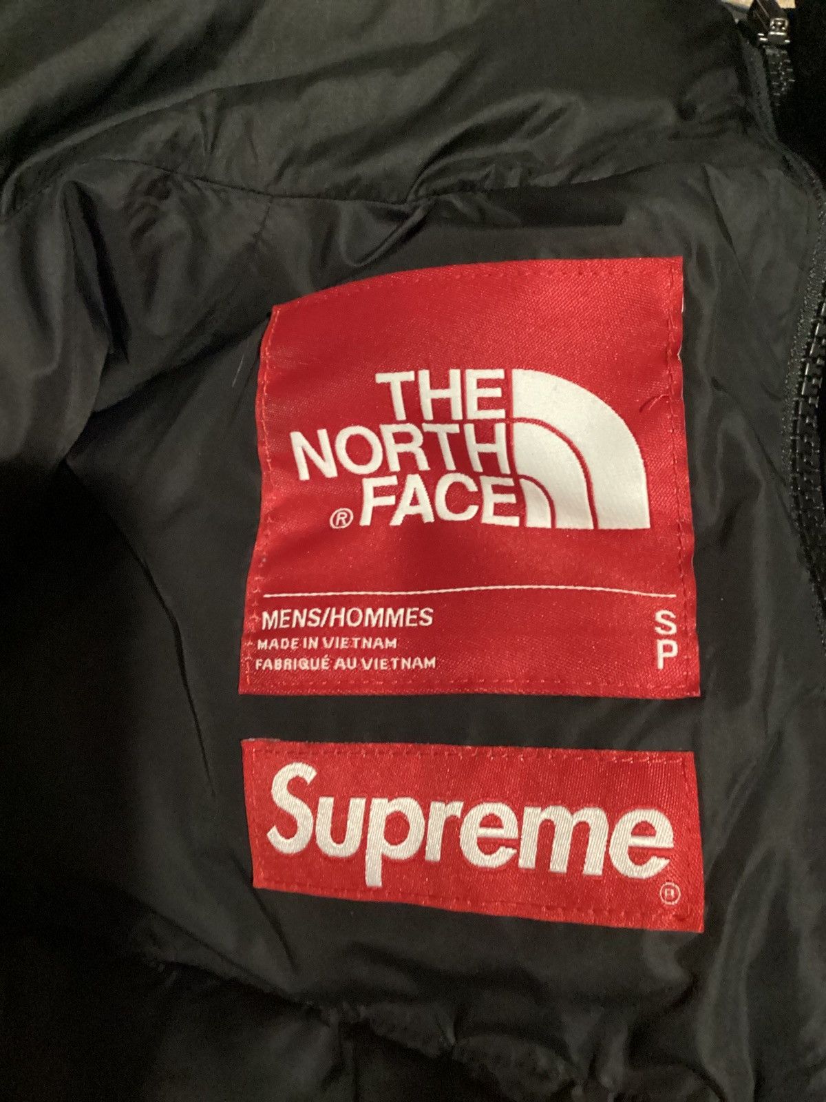 Supreme × The North Face Split nupste jacket Size US S / EU 44-46 / 1 - 14 Thumbnail