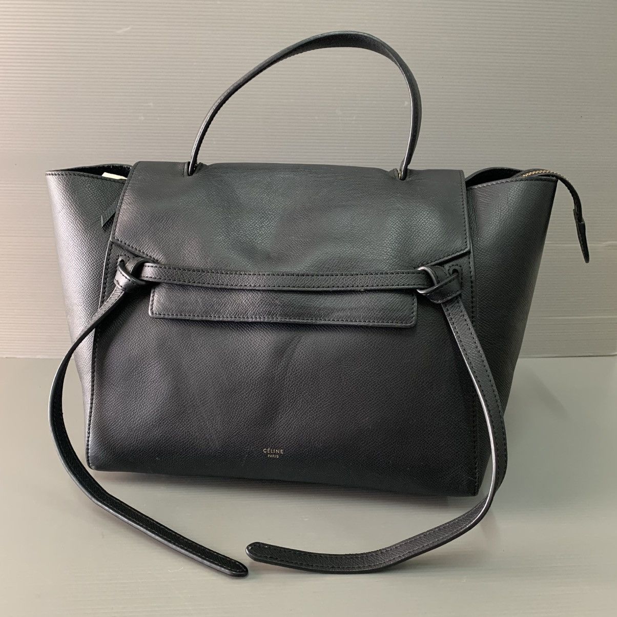 🔥‼️FAST SALE‼️🔥Authentic Celine Leather Handbag