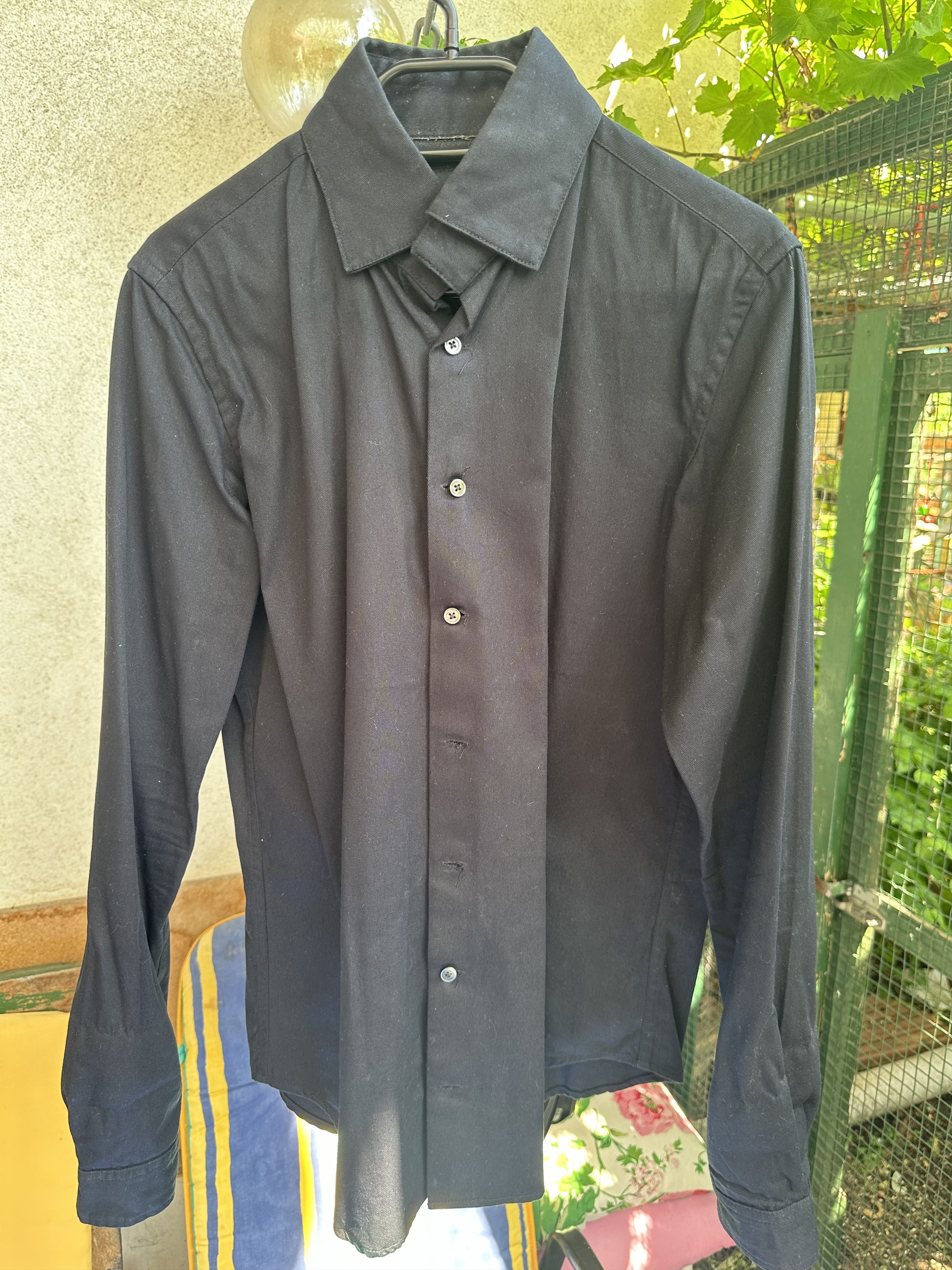 Nom De Guerre Nom de Guerre Black shirt Size US L / EU 52-54 / 3 - 1 Thumbnail