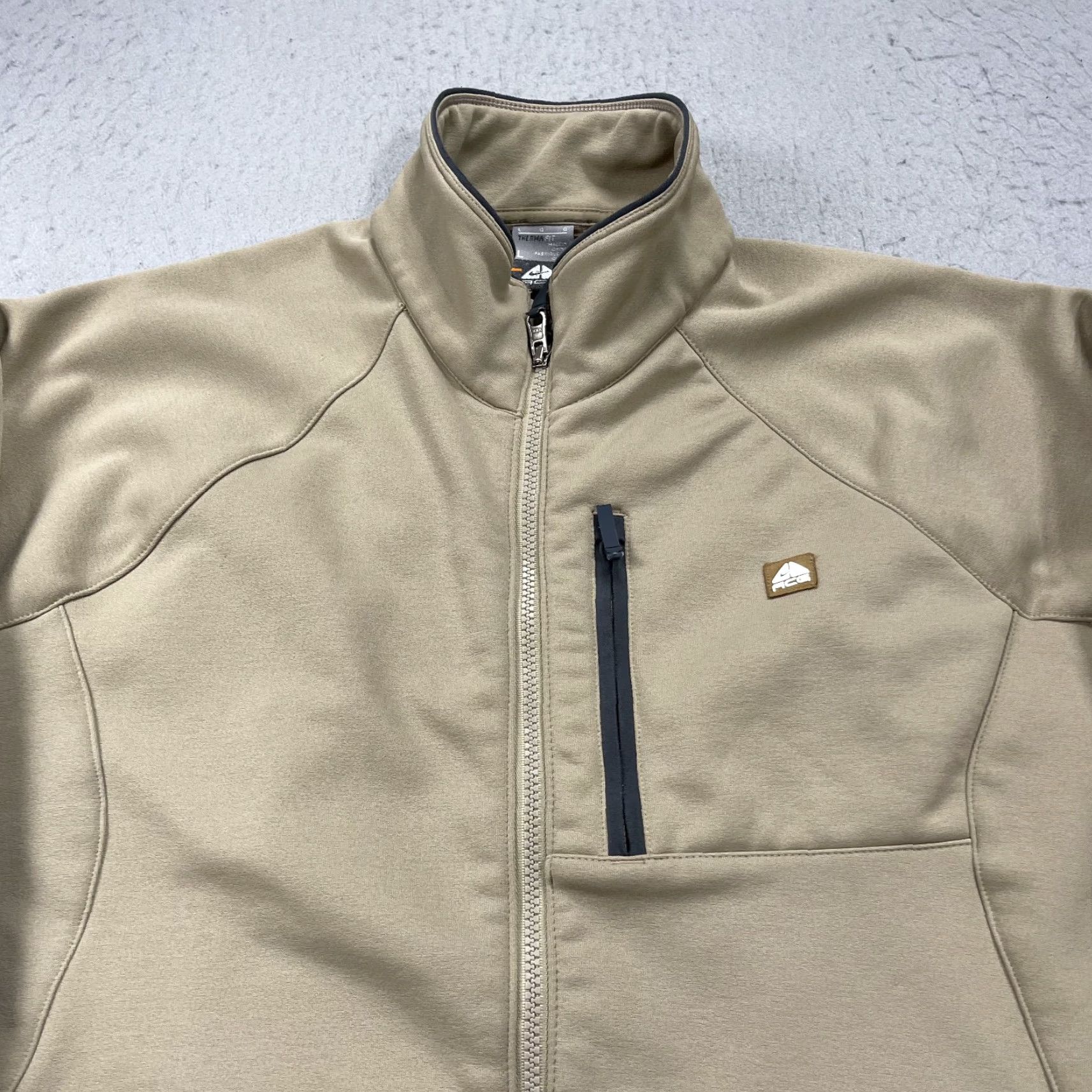 Nike ACG VINTAGE Nike ACG Jacket Mens Large Brown Gold Fleece Therma Fit Layer 2 90s Size US L / EU 52-54 / 3 - 2 Thumbnail