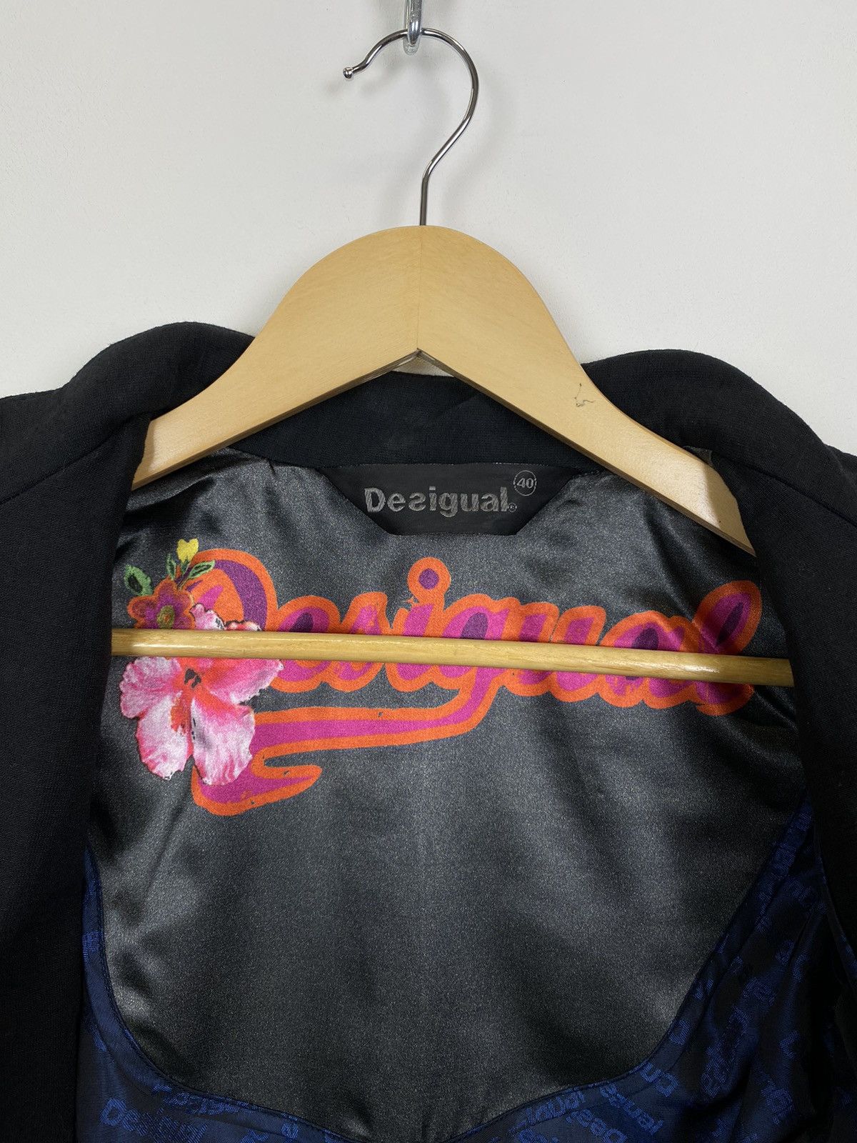 Desigual Vintage Desigual Floral Trench Coat Ladies Size 40 Black Y2K Size S / US 4 / IT 40 - 11 Thumbnail