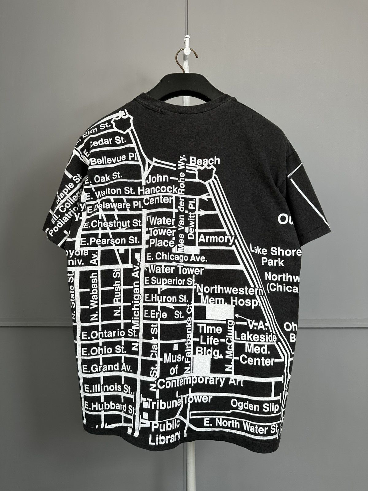Band Tees 1993 Vintage Chicago Band Tshirt Size US L / EU 52-54 / 3 - 6 Thumbnail