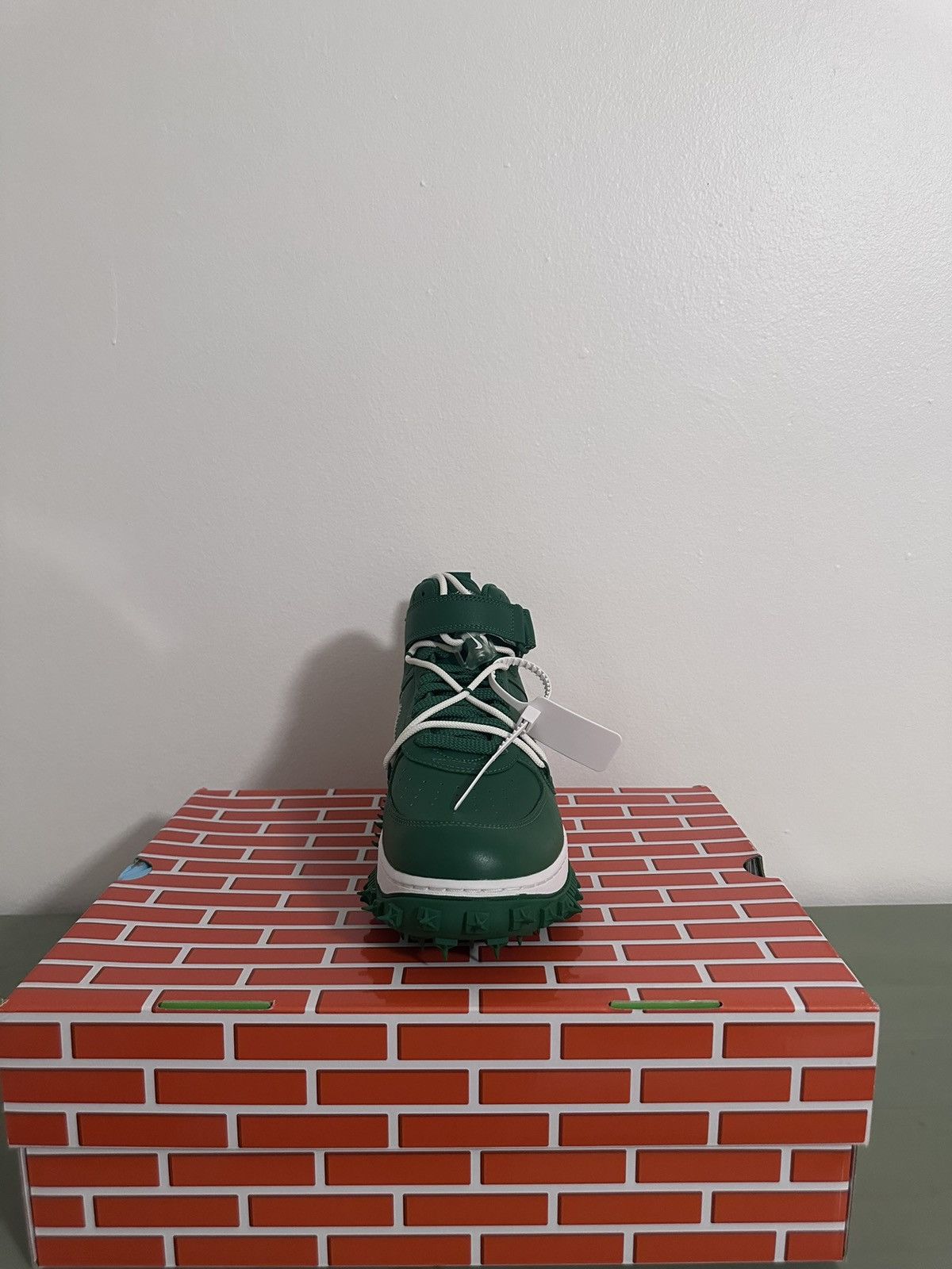 Nike × Off-White Nike Off-White x Air Force 1 Mid Pine Green Size US 10.5 / EU 43-44 - 5 Thumbnail