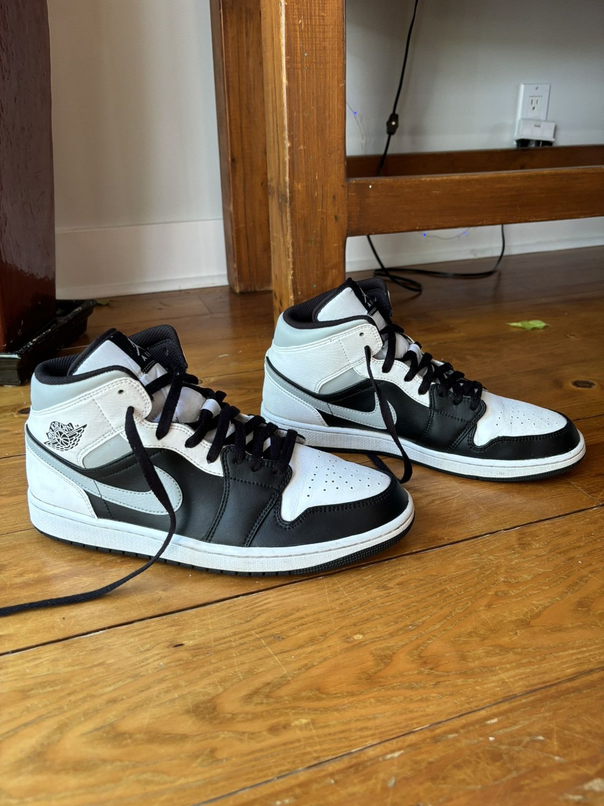 Jordan Brand Jordan 1 Black/White-LT Smoke Grey Size US 11 / EU 44 - 4 Thumbnail