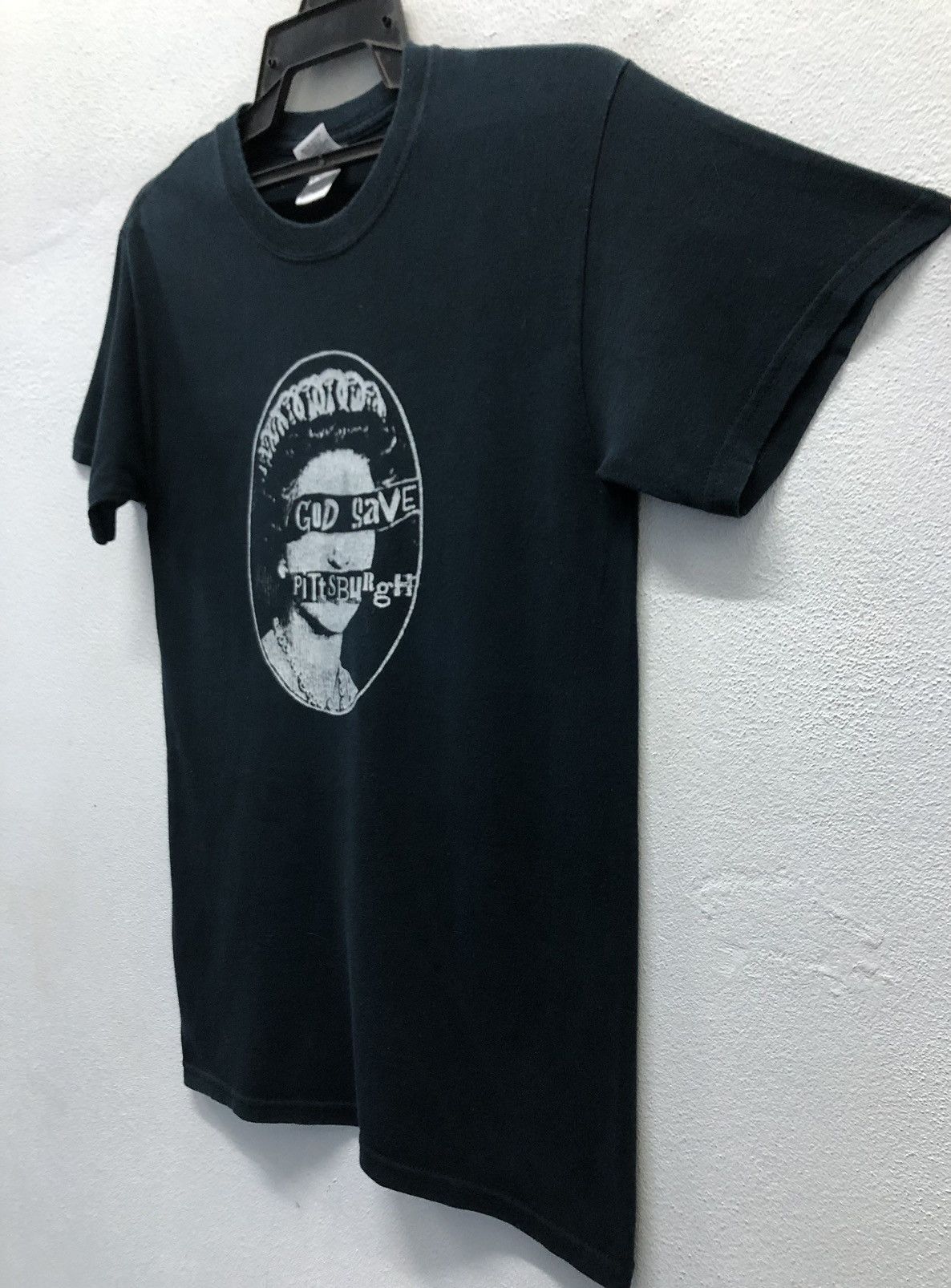 Band Tees Vintage God Save Pitsburgh T-Shirt Size US S / EU 44-46 / 1 - 5 Thumbnail