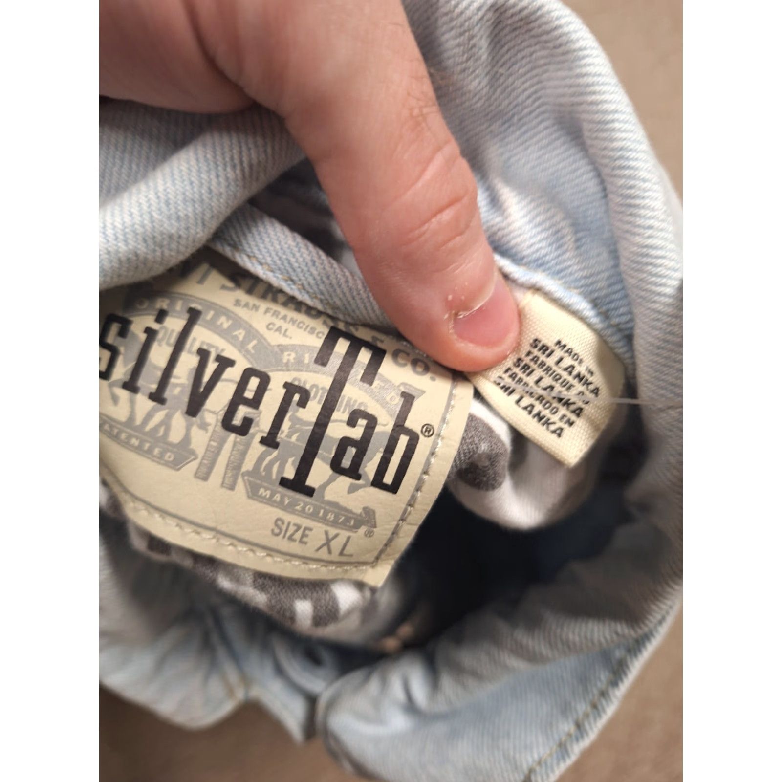 Levi's VINTAGE Levi’s Women’s Silvertab Baggy Cropped Trucker Light Blue Jean Jacket XL NEW Size 40" / US 18 - 2 Thumbnail
