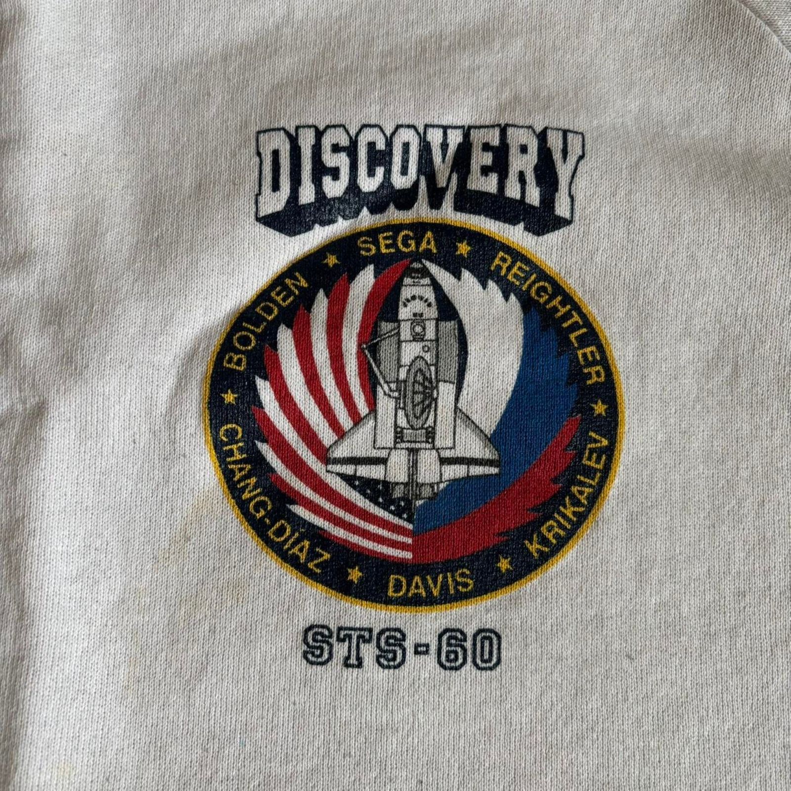 Fruit Of The Loom Vintage Fruit of the Loom Discovery 94 Launch Sweatshirt XXL Size US XXL / EU 58 / 5 - 5 Thumbnail