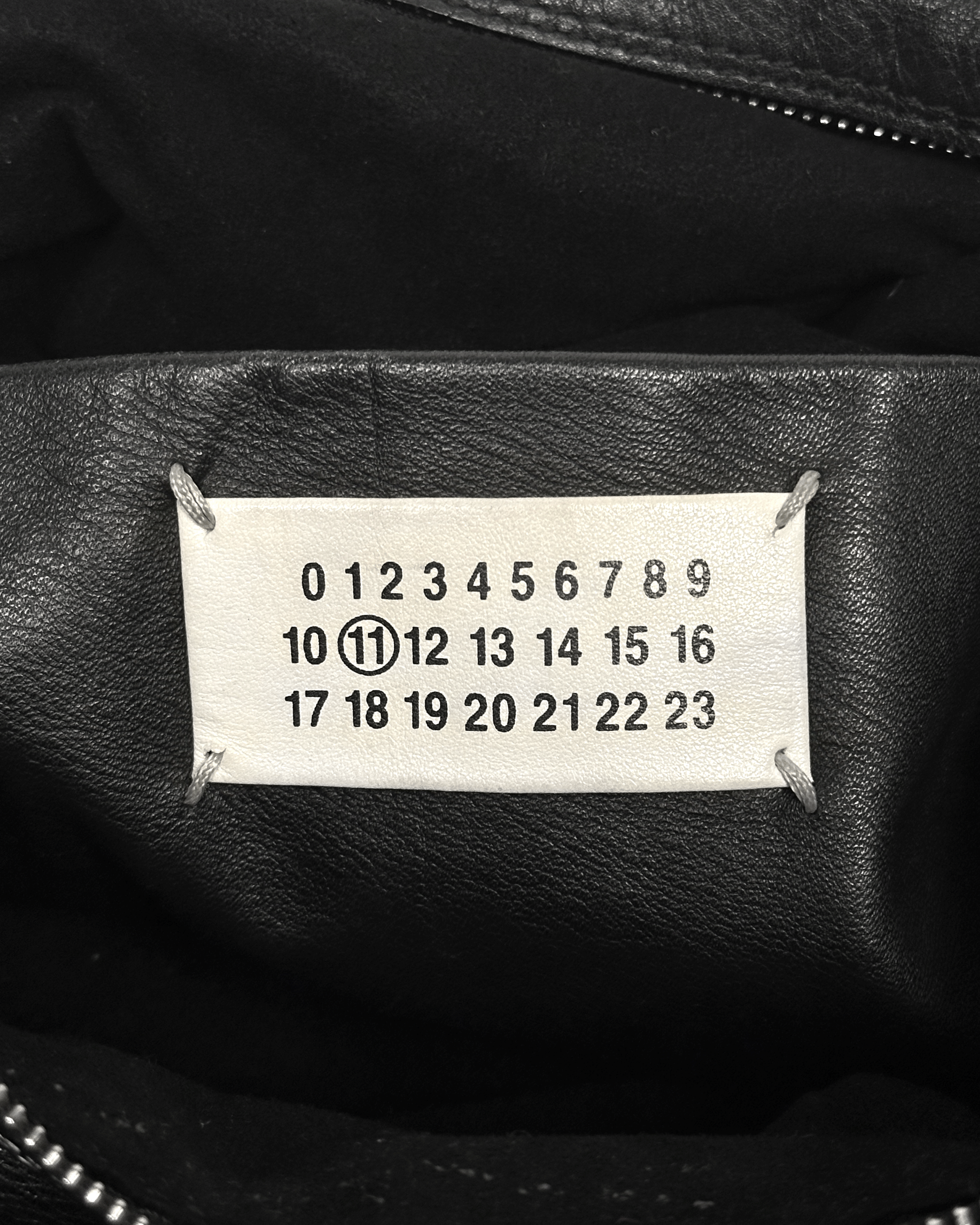 Maison Margiela Maison Margiela Perforated Pigskin Pocket Messenger Tote Bag Size ONE SIZE - 9 Thumbnail