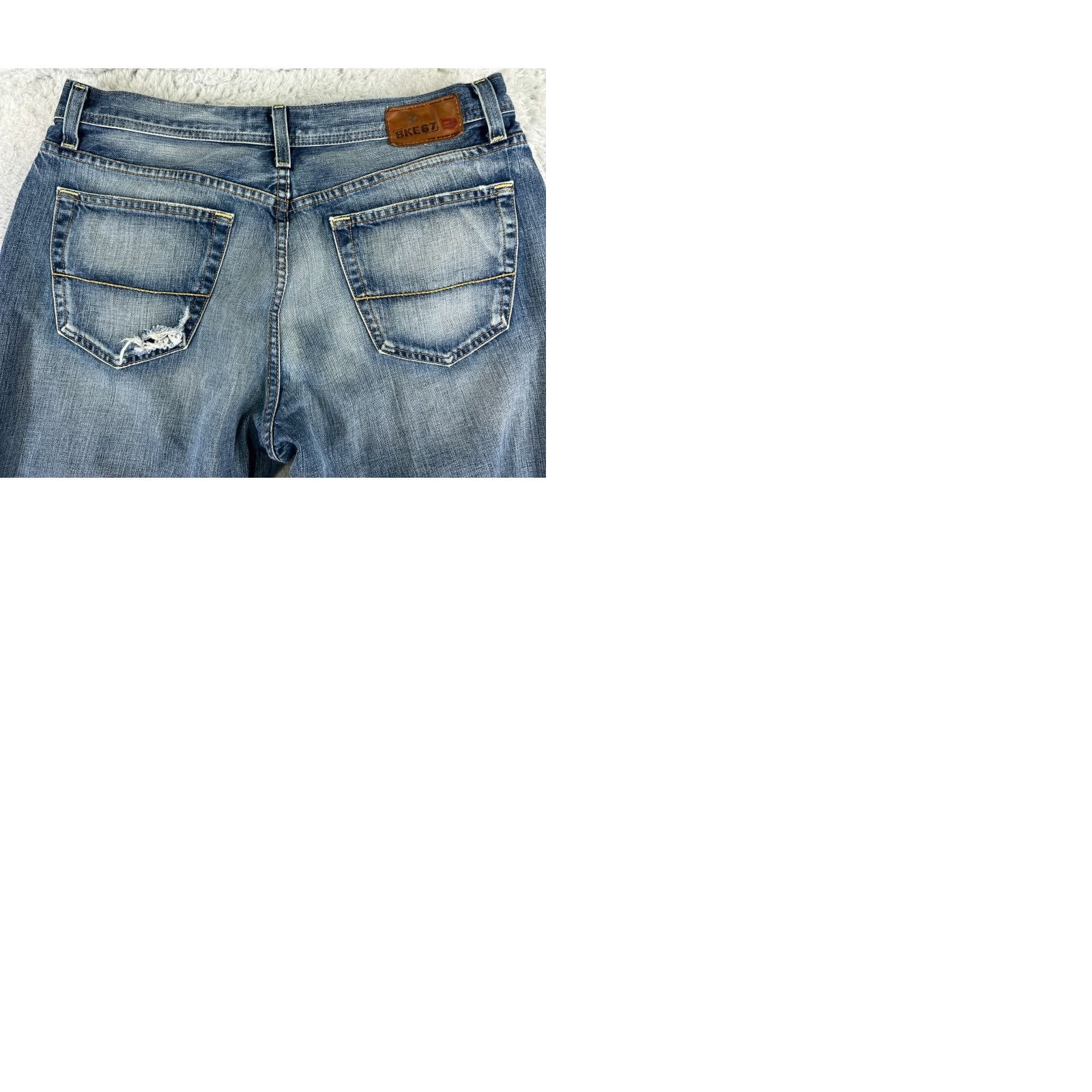 Vintage Buckle Jeans Men 34 Blue Denim 5-Pocket Relaxed Straight Distressed Cotton Blend Button Zipper 32x31 Size US 34 / EU 50 - 10 Thumbnail