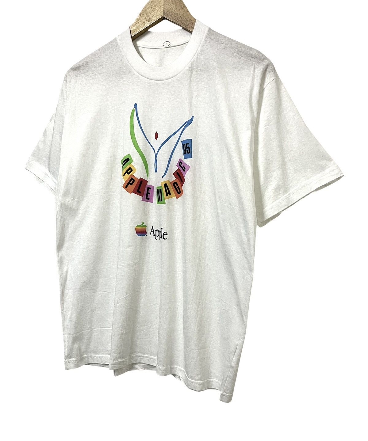 Apple VINTAGE 90s APPLE MAGIC MACINTOSH COMPUTER PROMO LOGO TSHIRT Size US L / EU 52-54 / 3 - 4 Thumbnail