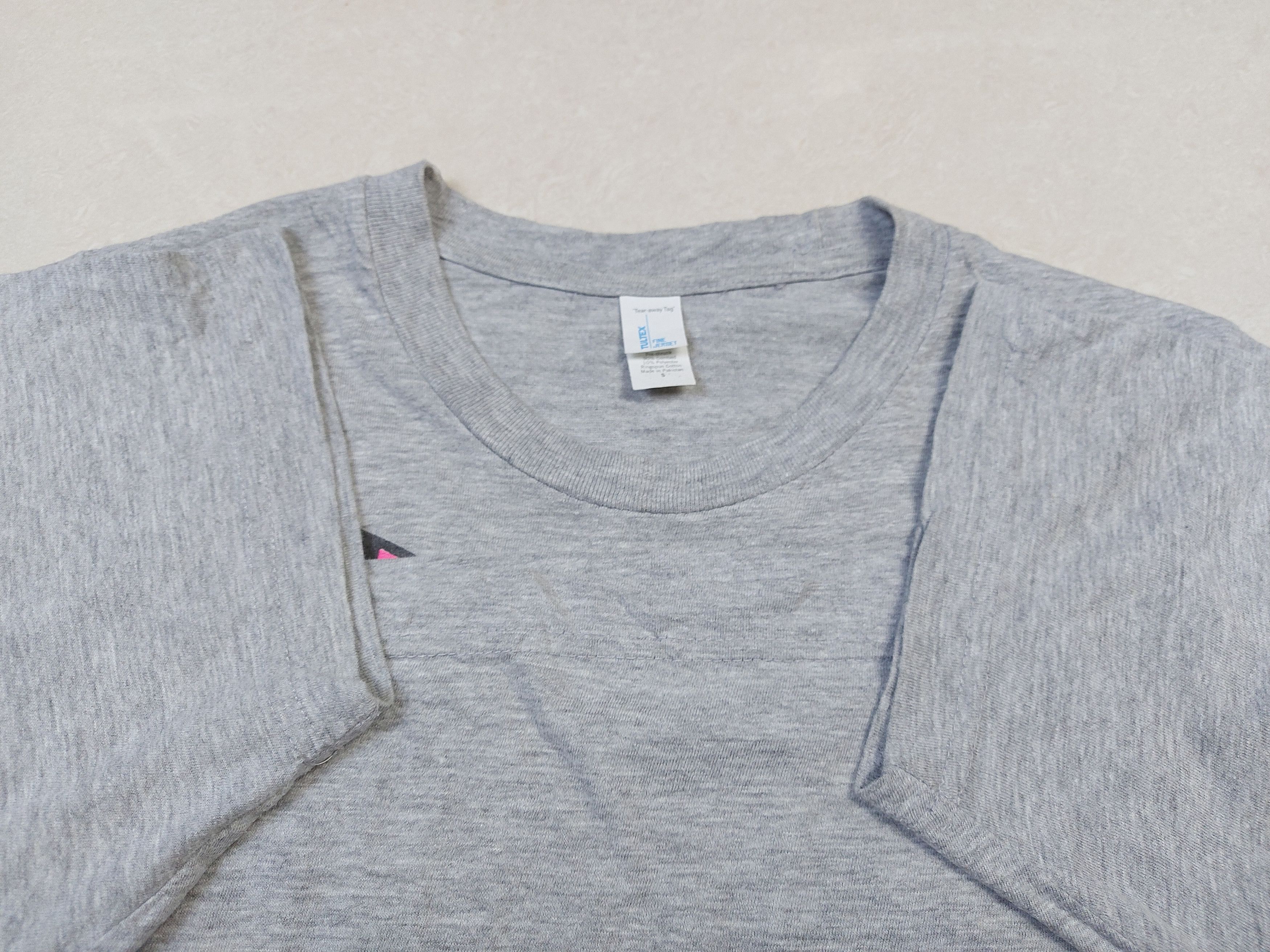 Band Tees × Vintage Very rare Vintage Hey Monday Band Cassadee Pope TEE Size US S / EU 44-46 / 1 - 5 Thumbnail