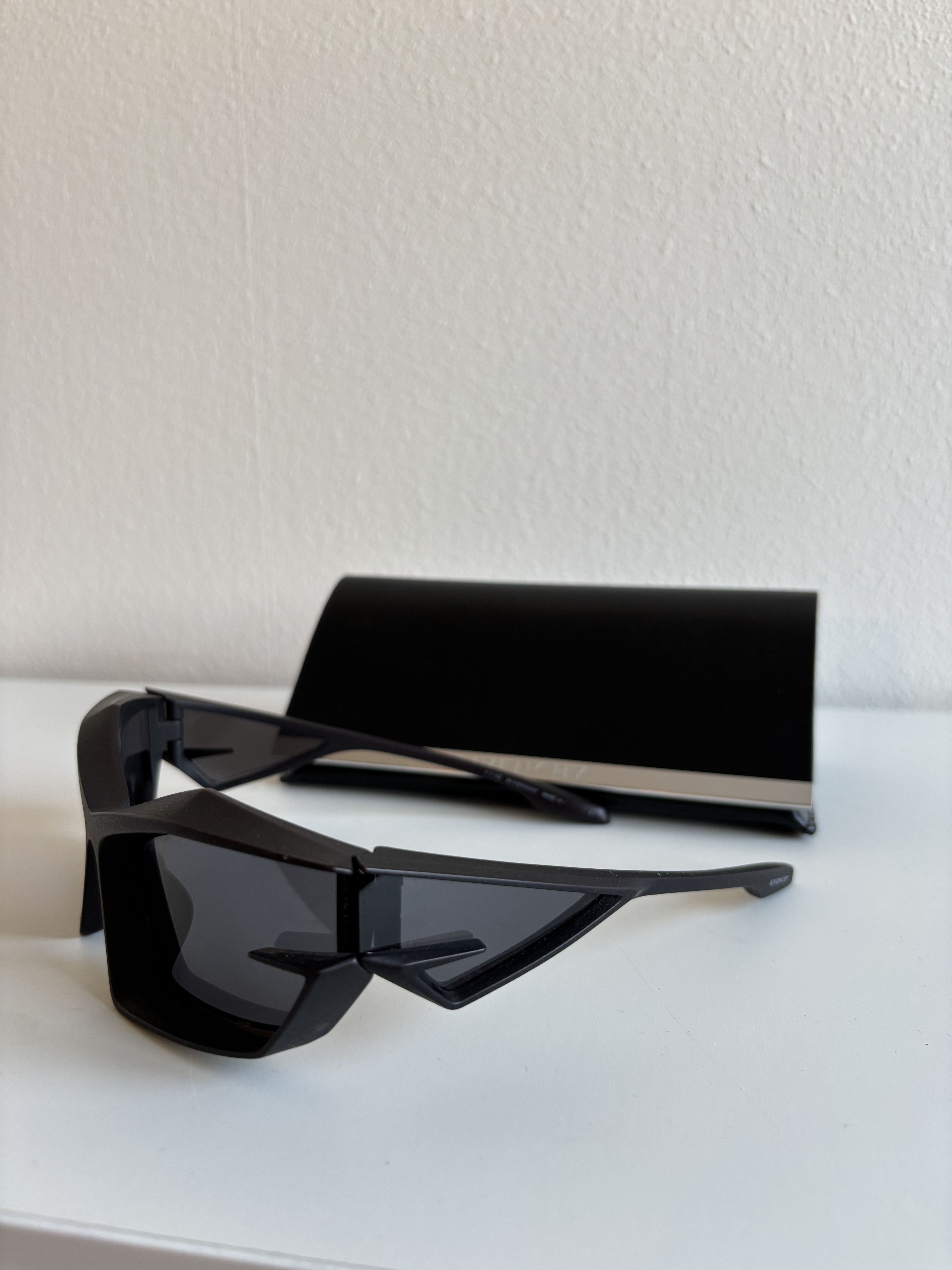 Givenchy Givenchy Giv Cut Sunglasses Size ONE SIZE - 3 Thumbnail