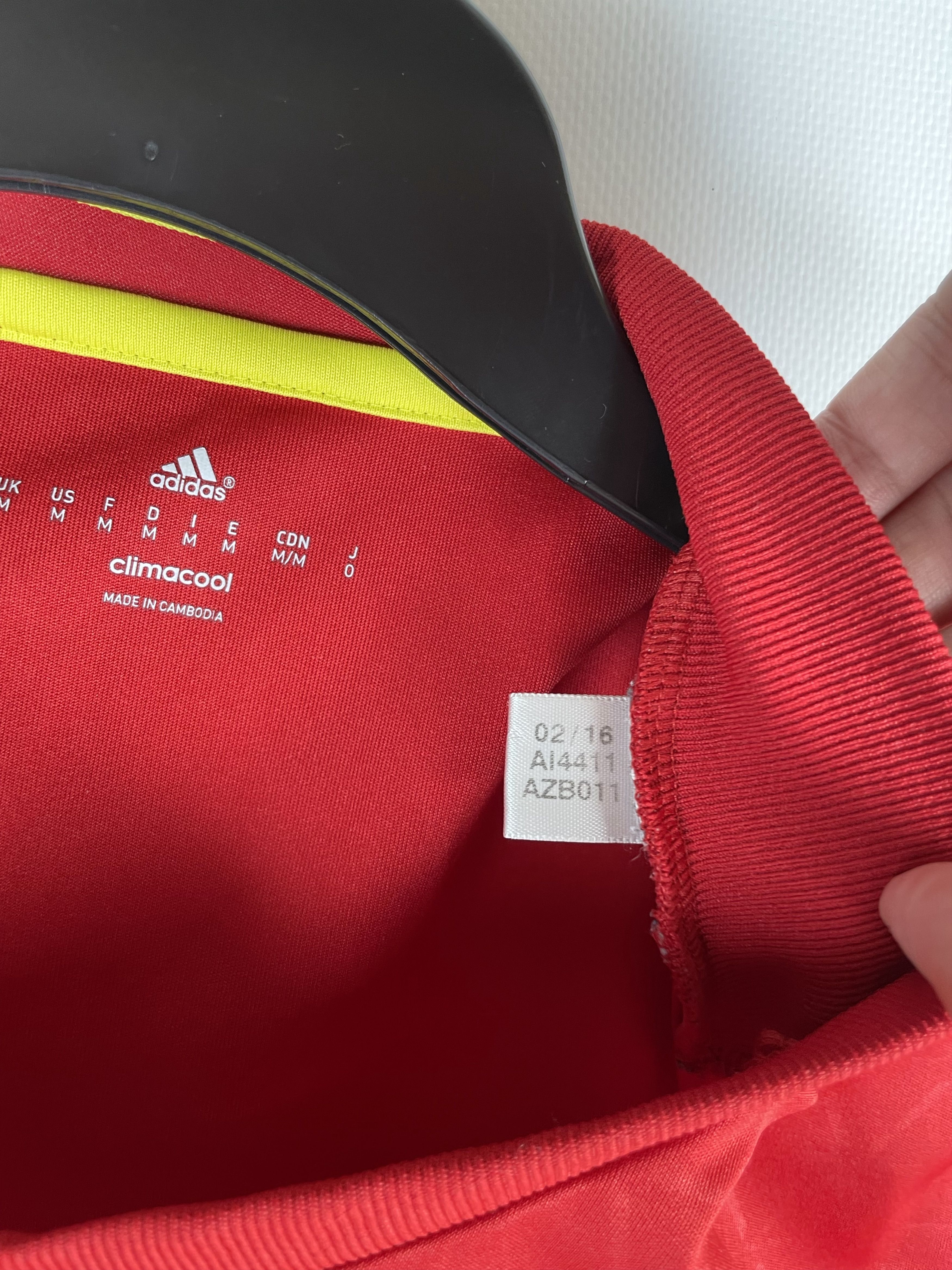 Adidas Spain Adidas soccer jersey de europa Size US M / EU 48-50 / 2 - 9 Thumbnail