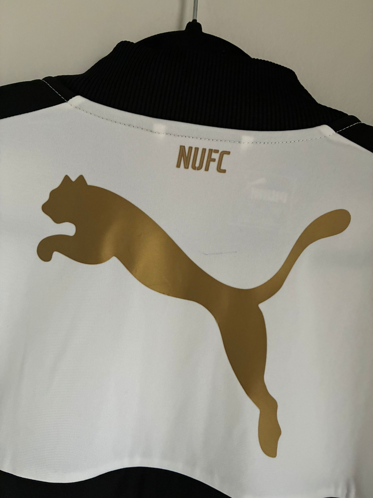 Puma Puma football Tracksuit Newcastle United 00s Jersey soccer Size US M / EU 48-50 / 2 - 7 Thumbnail