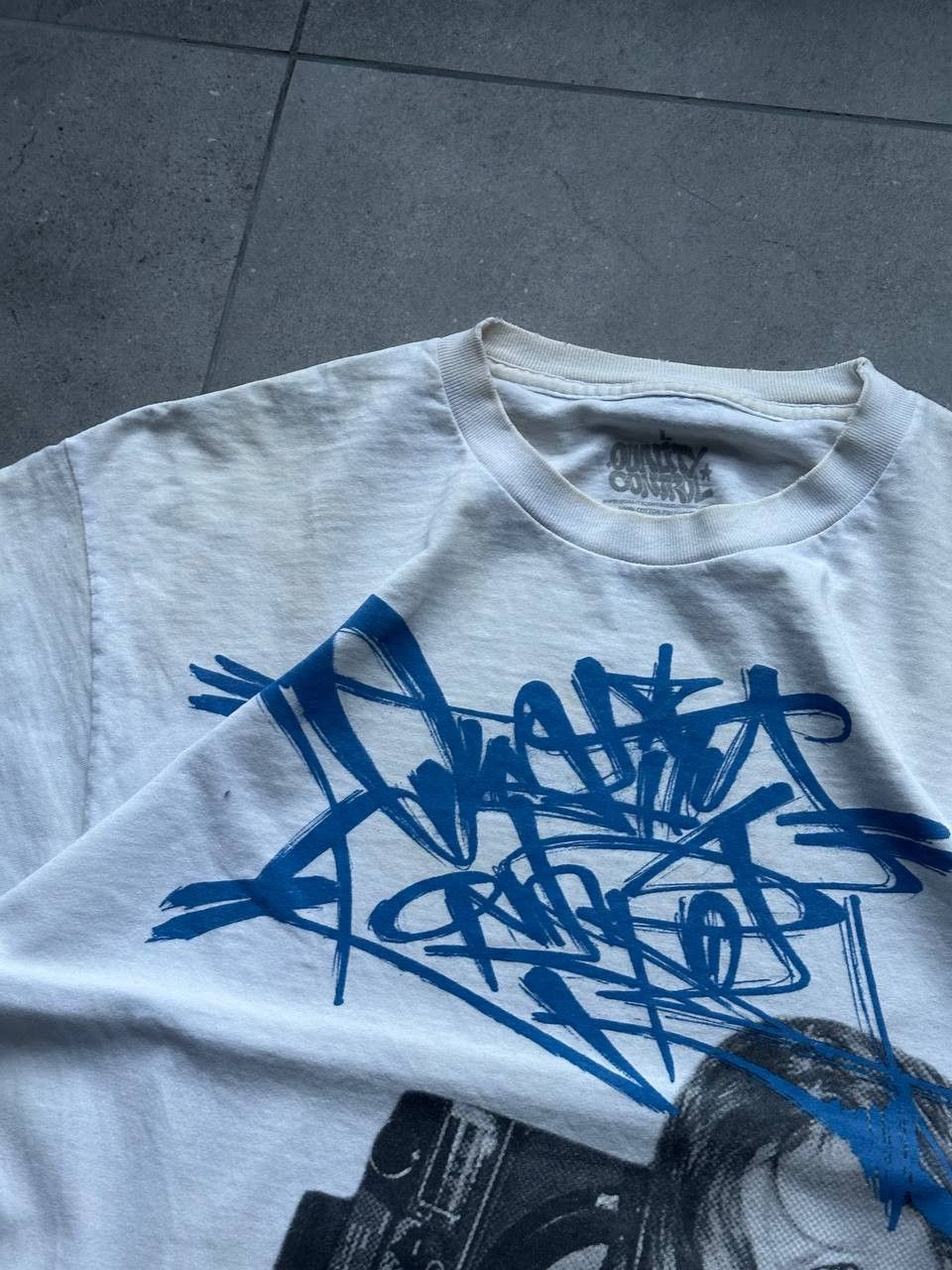 Japanese Brand Vintage Quality Control Shirt Tee Rare Naked Sexy Girl Y2K Size US M / EU 48-50 / 2 - 5 Thumbnail