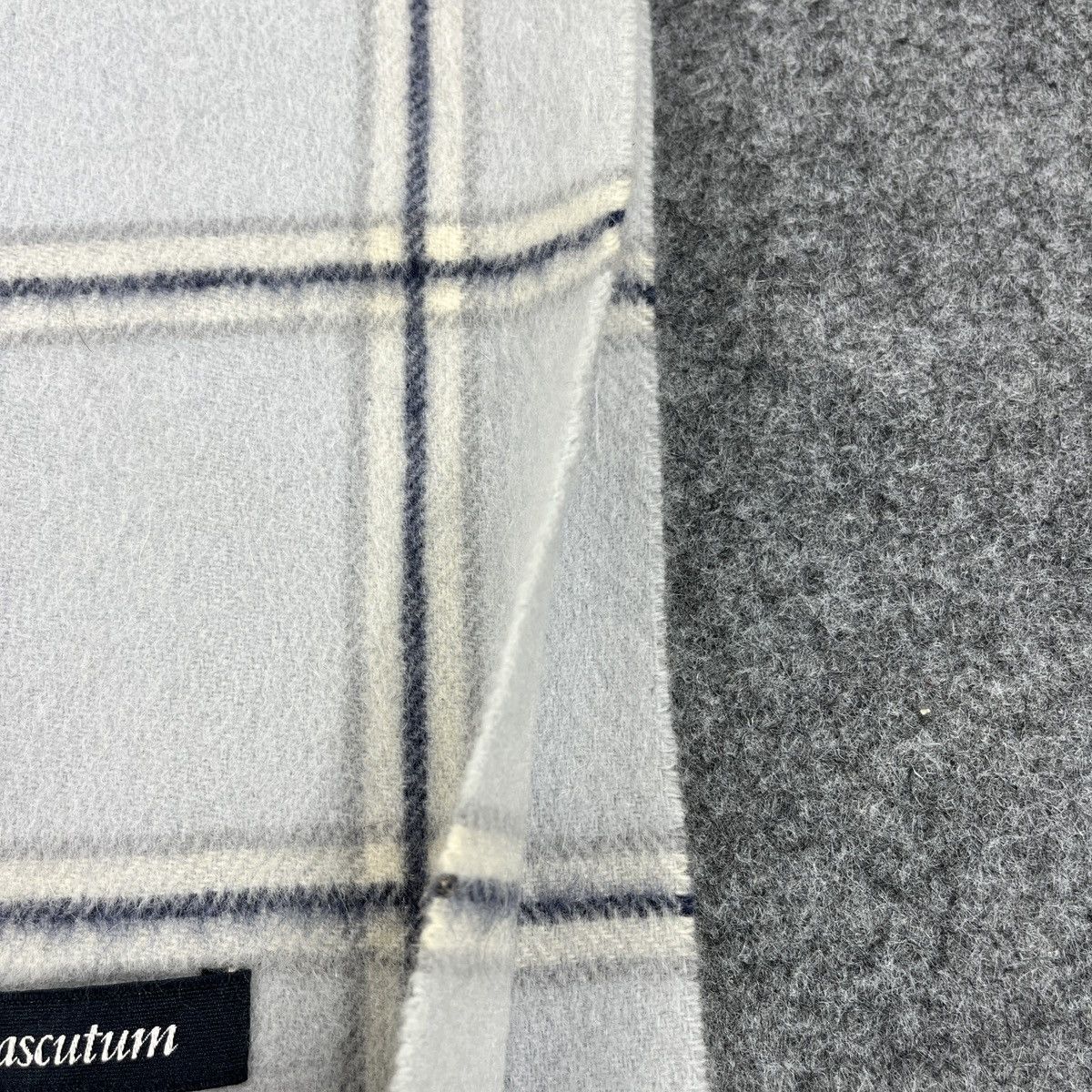 Aquascutum Aquascutum Scarf / Muffler / Neckwear T1546 Size ONE SIZE - 8 Thumbnail