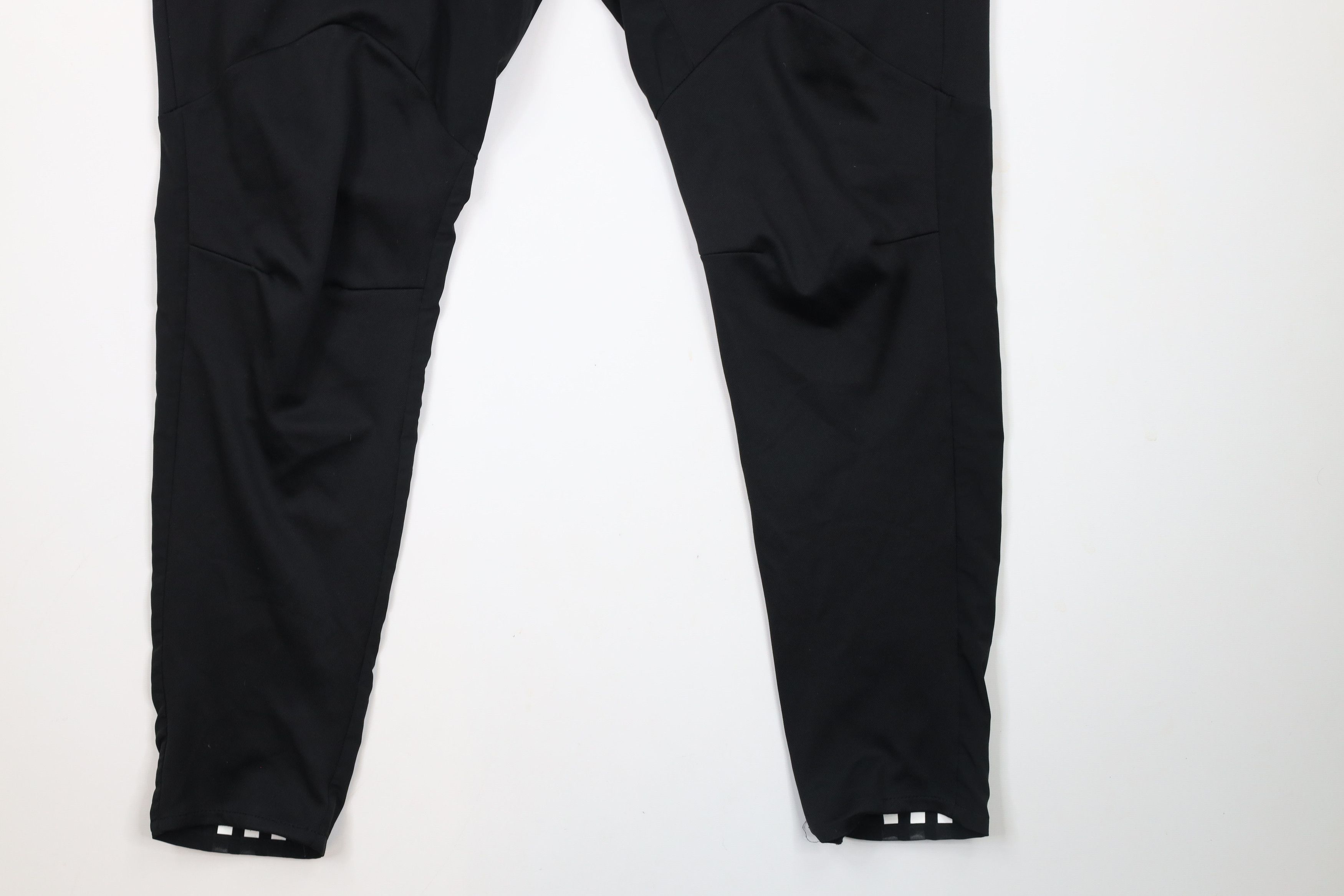Adidas × Vintage Vintage Adidas Tapered Leg Football Soccer Warm Up Pants Size US 36 / EU 52 - 5 Thumbnail