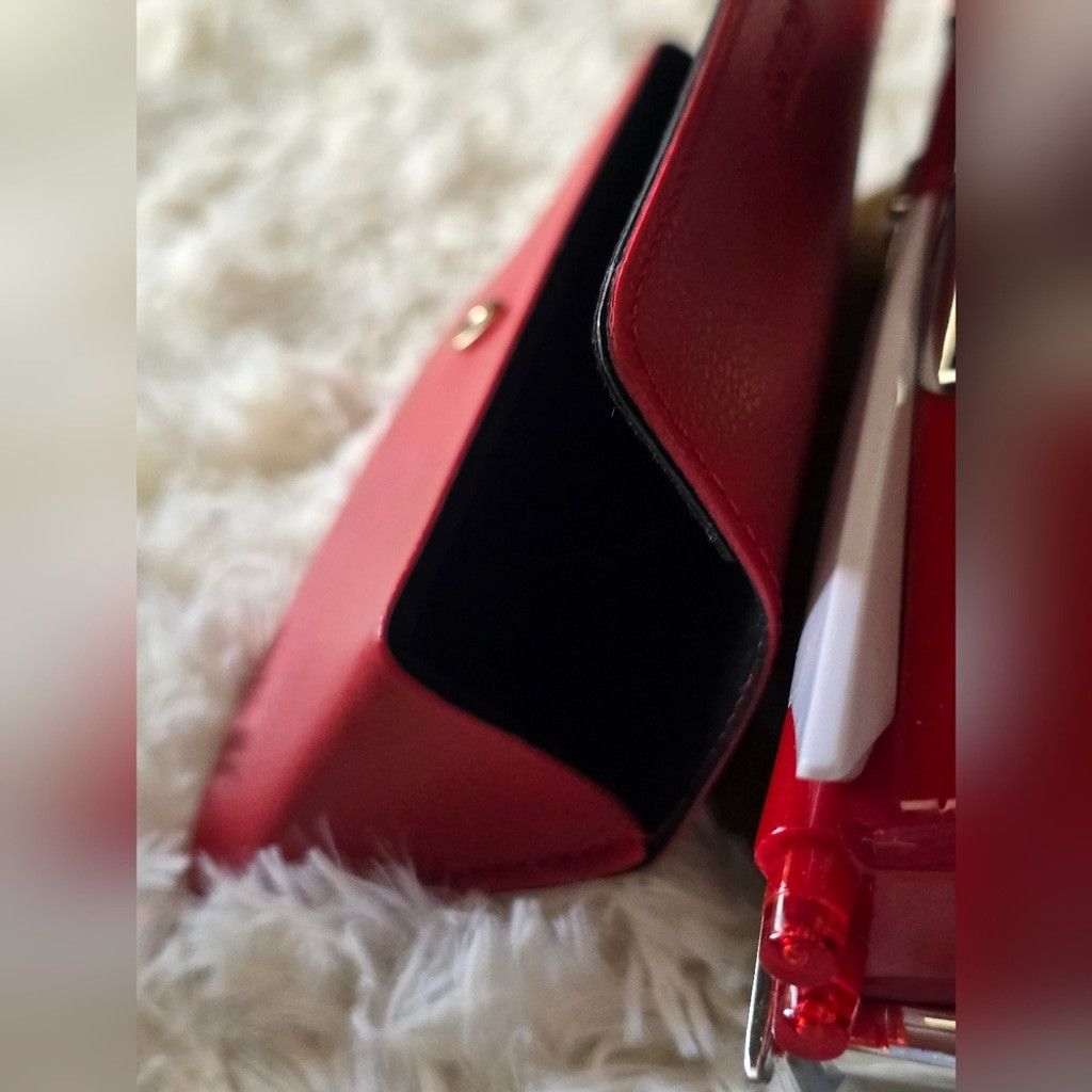 Guess Guess Vibrant Red Glasses Case Size ONE SIZE - 2 Thumbnail