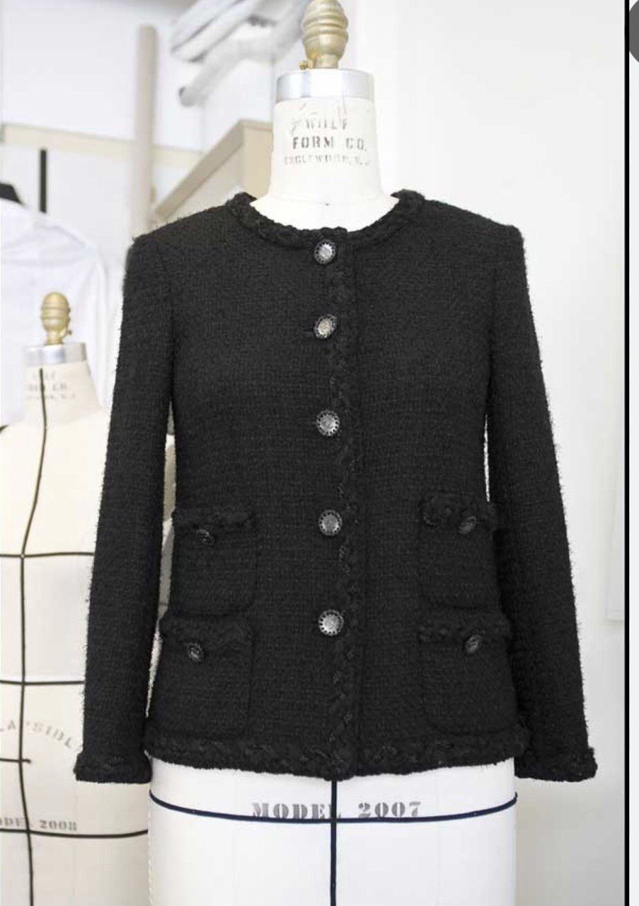 Chanel × Vintage SALE OFFER ACCEPT🔥🔥Vintage Chanel Lettle Black Jacket Tweed Size M / US 6-8 / IT 42-44 - 2 Thumbnail
