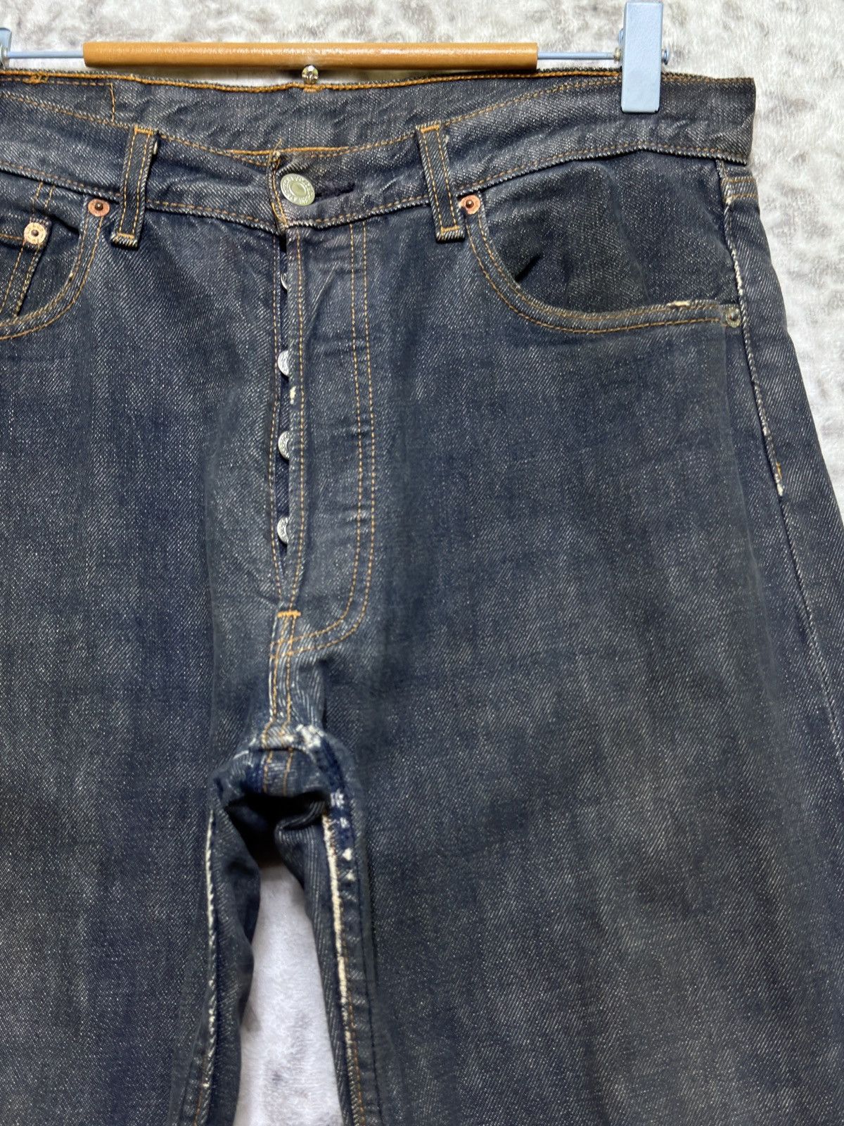Levi's Vintage Levi's 501 Distressed classic straight-leg cut Size US 31 - 5 Thumbnail