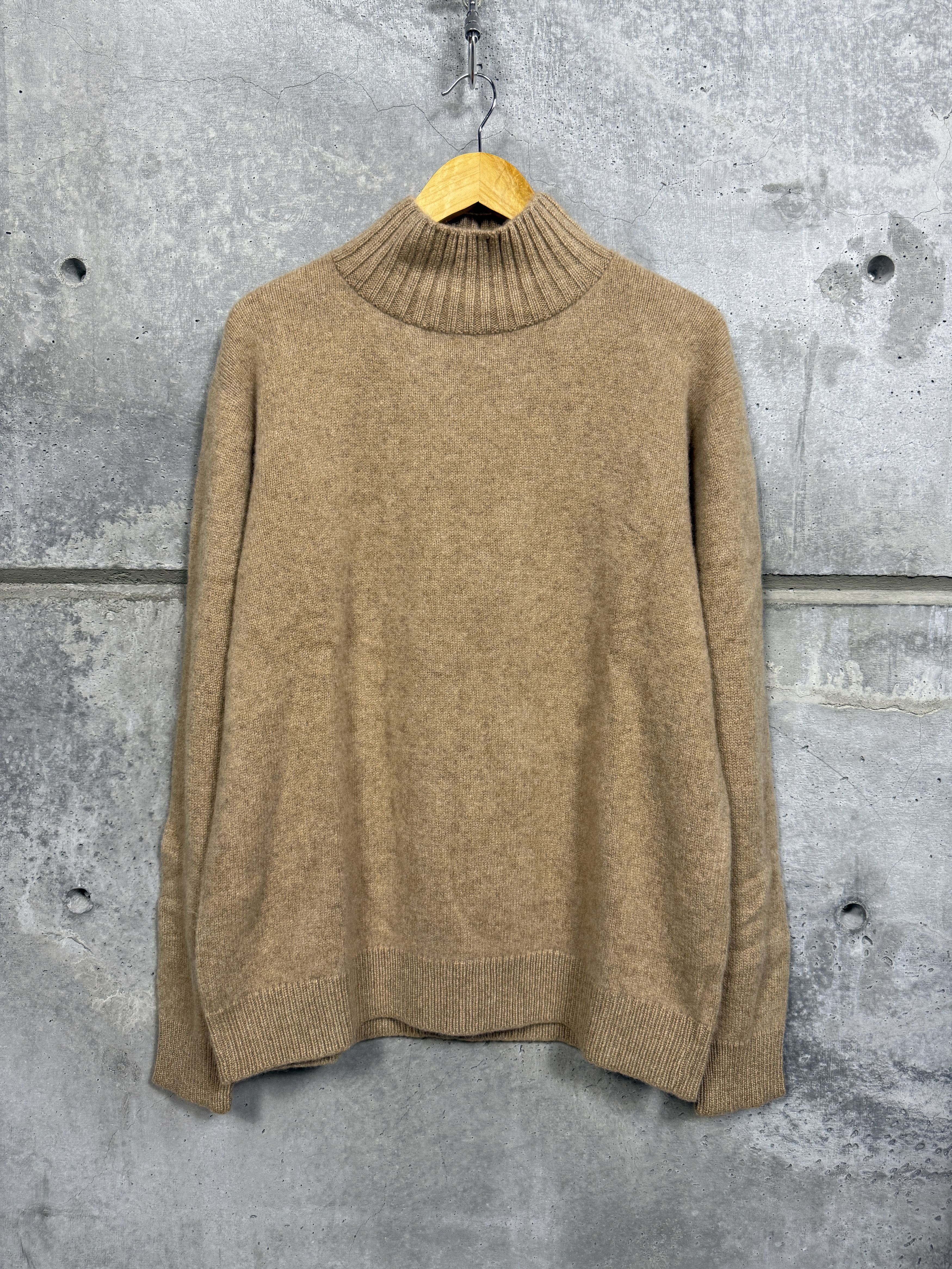 The Elder Statesman $1275 The Elder Statesman Relaxed Cashmere Turtleneck Size US XL / EU 56 / 4 - 1 Thumbnail