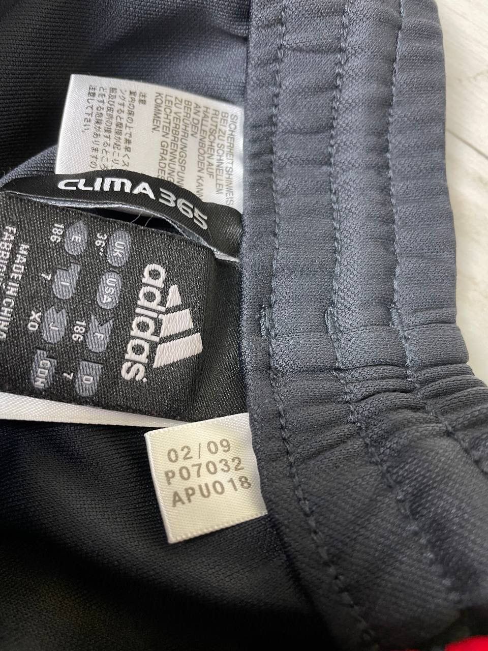 Adidas Vintage Adidas Liverpool 2009 2010 Jacket Pants Tracksuit Size US L / EU 52-54 / 3 - 22 Thumbnail