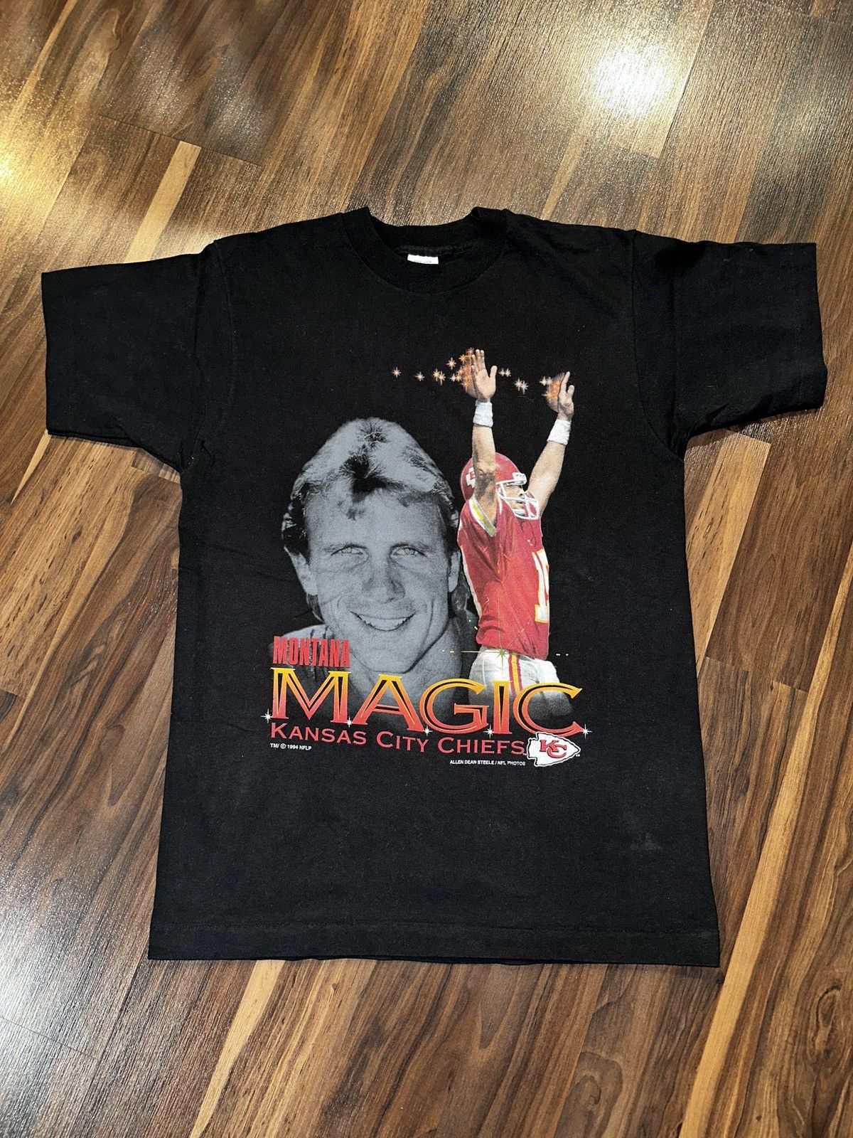 Vtg 1994 Kansas City Chiefs JOE MONTANA Big Face Tee Medium