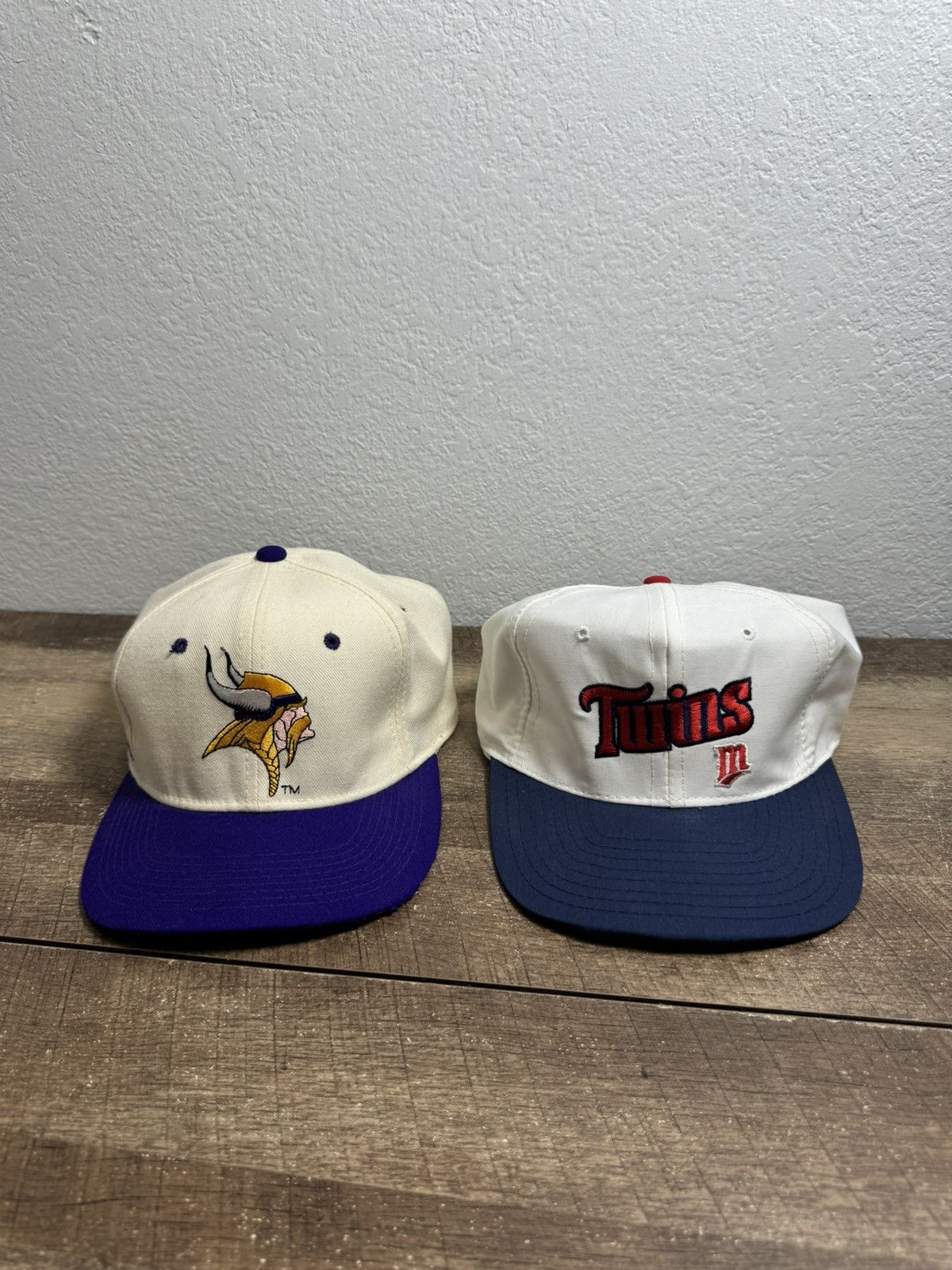 Pro Standard Vintage Pro Star Minnesota Twins SnapBack / 7 1/4 Vikings Size ONE SIZE - 1 Thumbnail