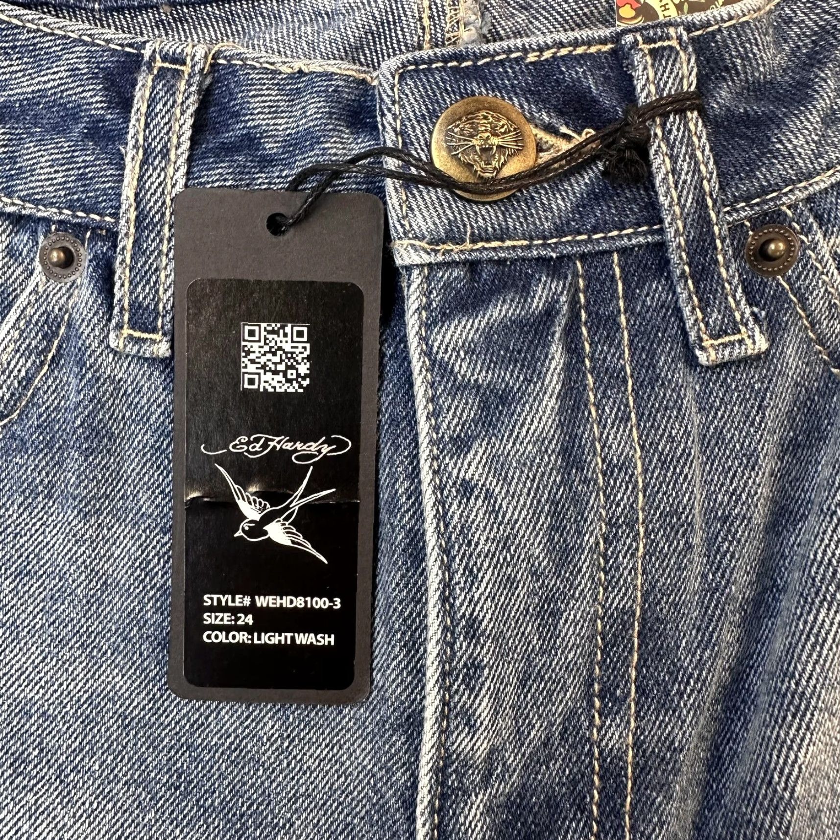 Ed Hardy Ed Hardy Jeans 24 Light Wash Wide-Leg Graphic Backside NEW NWT Womens Denim 100% Cotton Size 42" / US 20 - 4 Thumbnail
