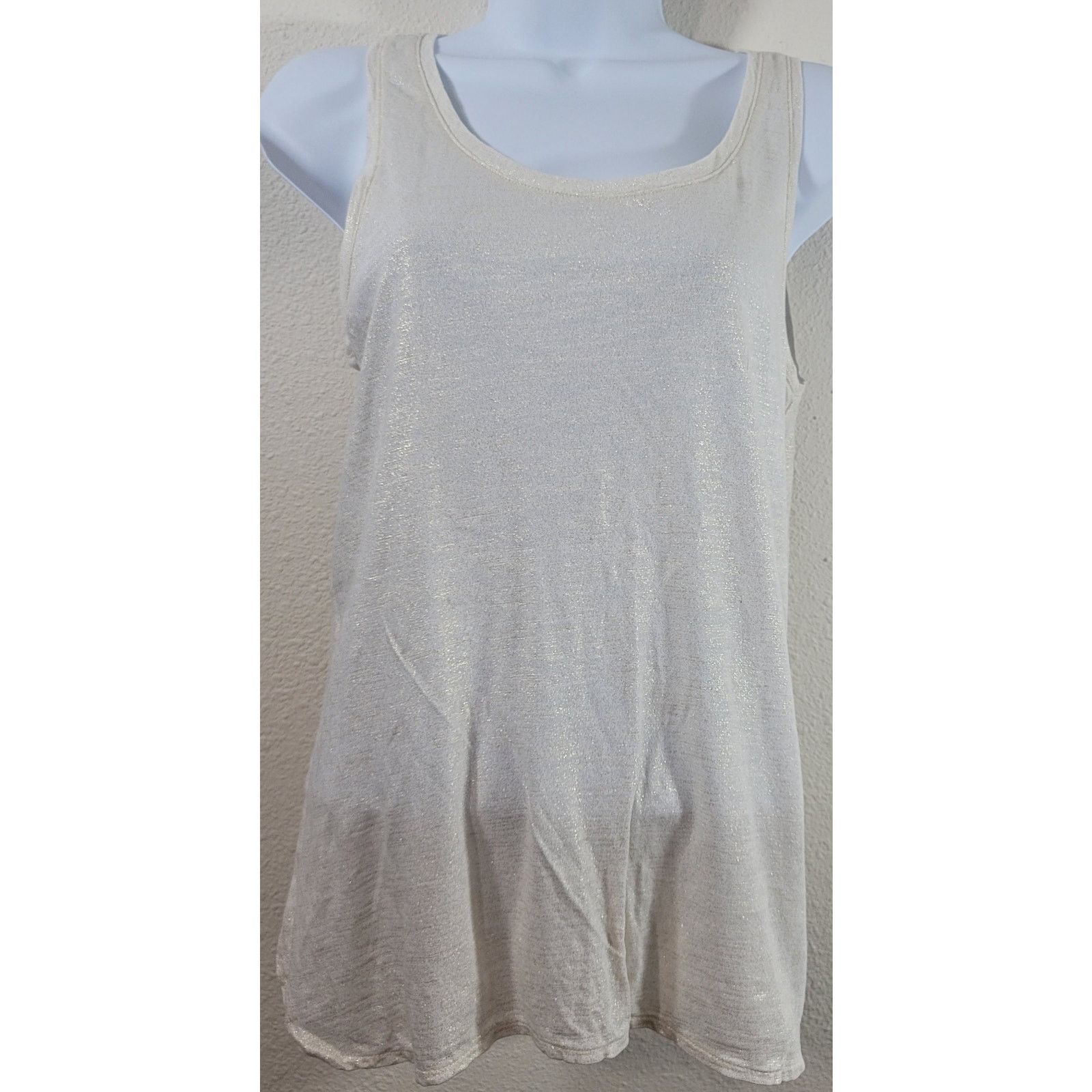 Banana Republic Banana Republic Cream Gold Malibu Tee Tank Medium Soft Size M / US 6-8 / IT 42-44 - 1 Thumbnail