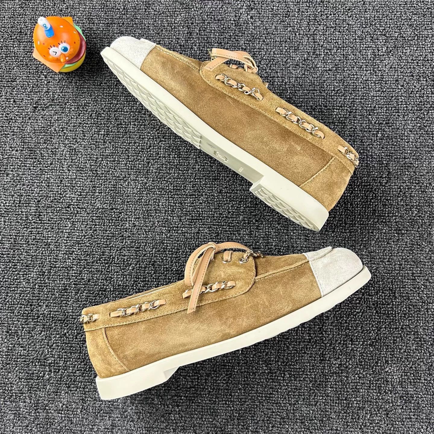Chanel Chanel 26C Suede Woven Chain Loafers 38 Size US 7 / IT 37 - 4 Thumbnail