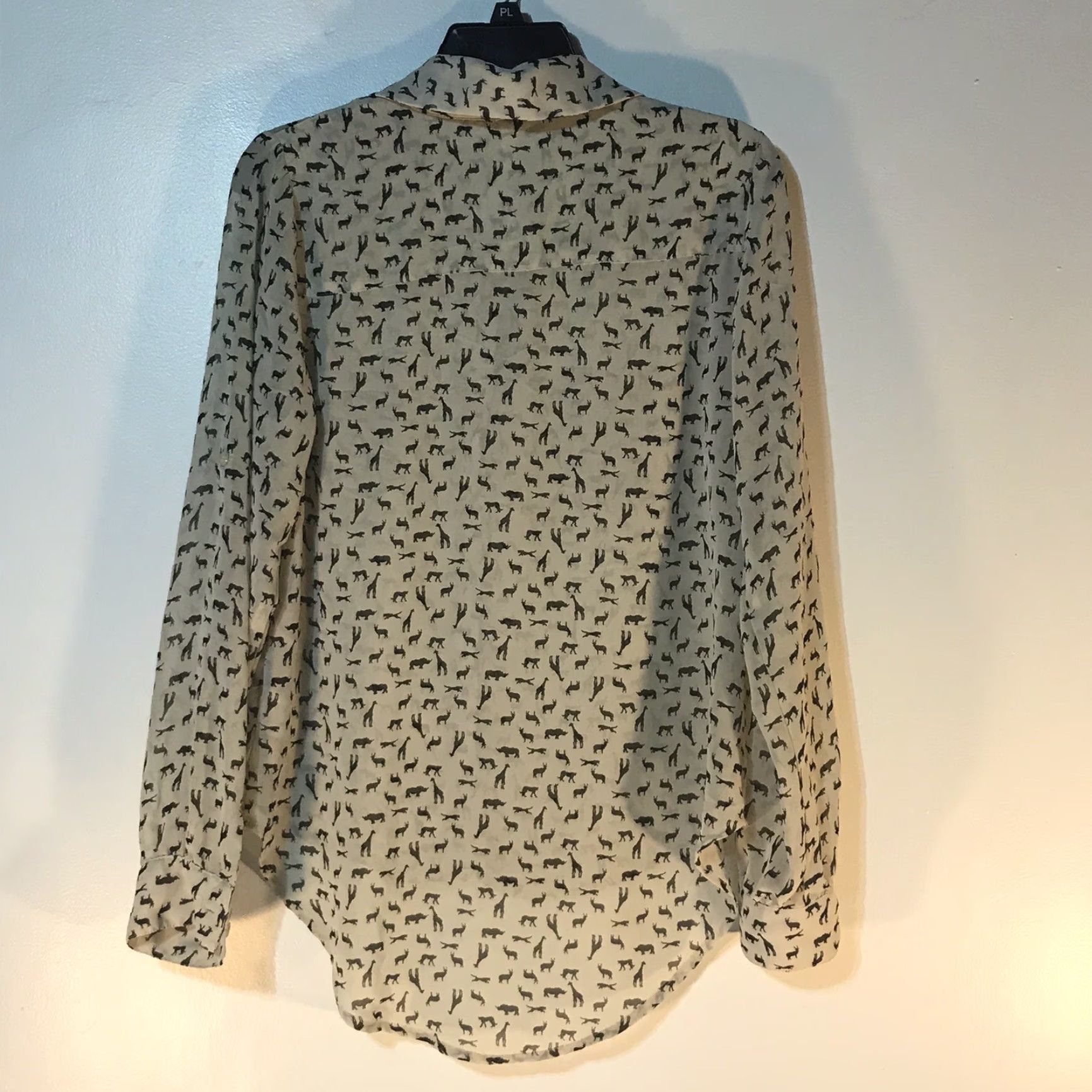 Vintage Xhilaration Black Animal Print Long Sleeve Button-Up Shirt Womens Size M Sheer Size M / US 6-8 / IT 42-44 - 2 Thumbnail