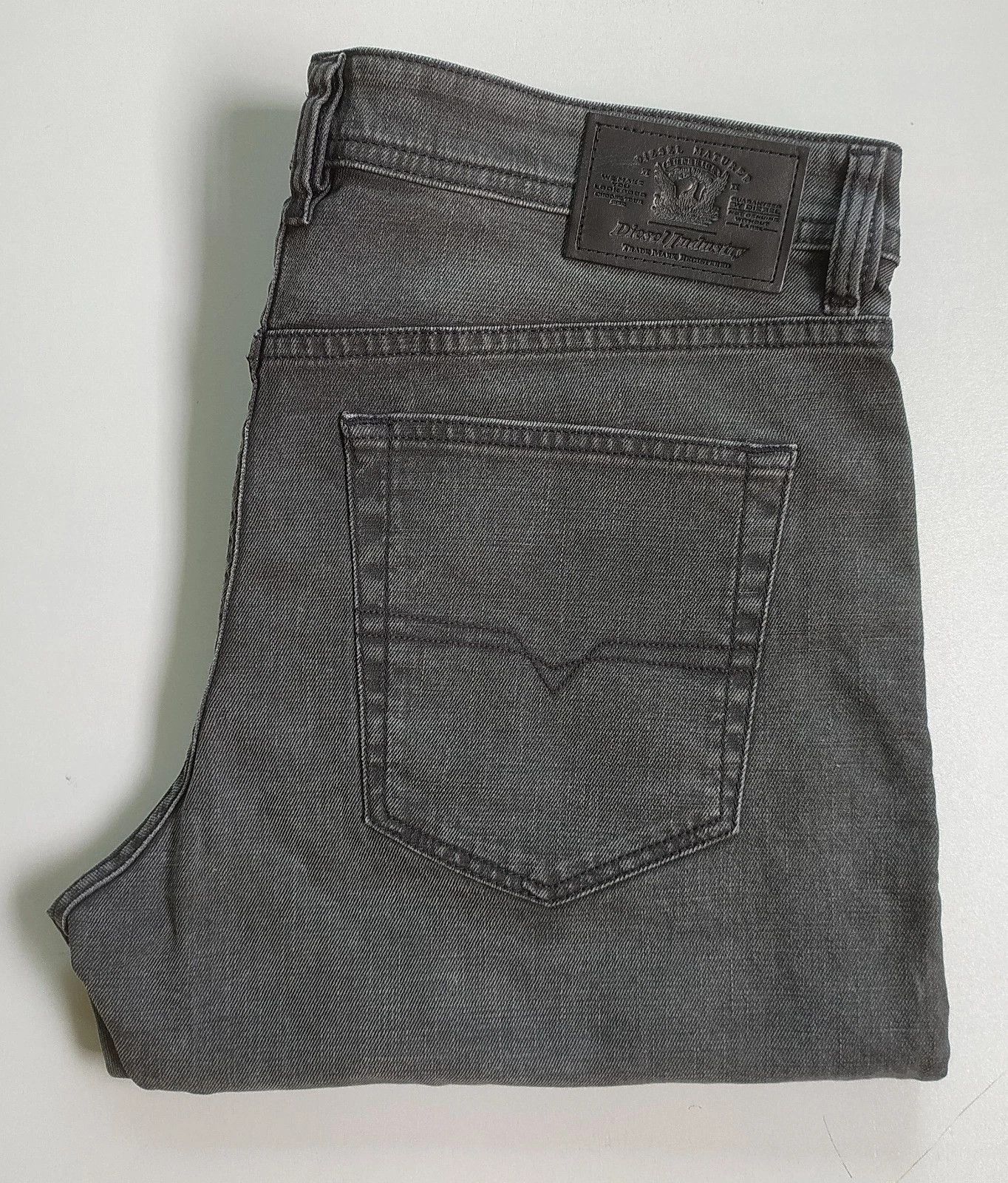 Diesel Diesel BUSTER-X L.32 MENS JEANS T/9791 Size US 36 / EU 52 - 1 Thumbnail