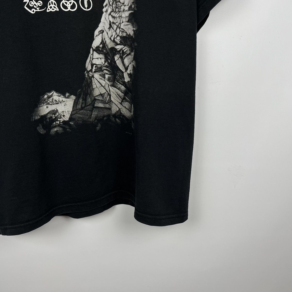 Band Tees Vintage Led Zeppelin rock band tee 2001 Size US M / EU 48-50 / 2 - 3 Thumbnail