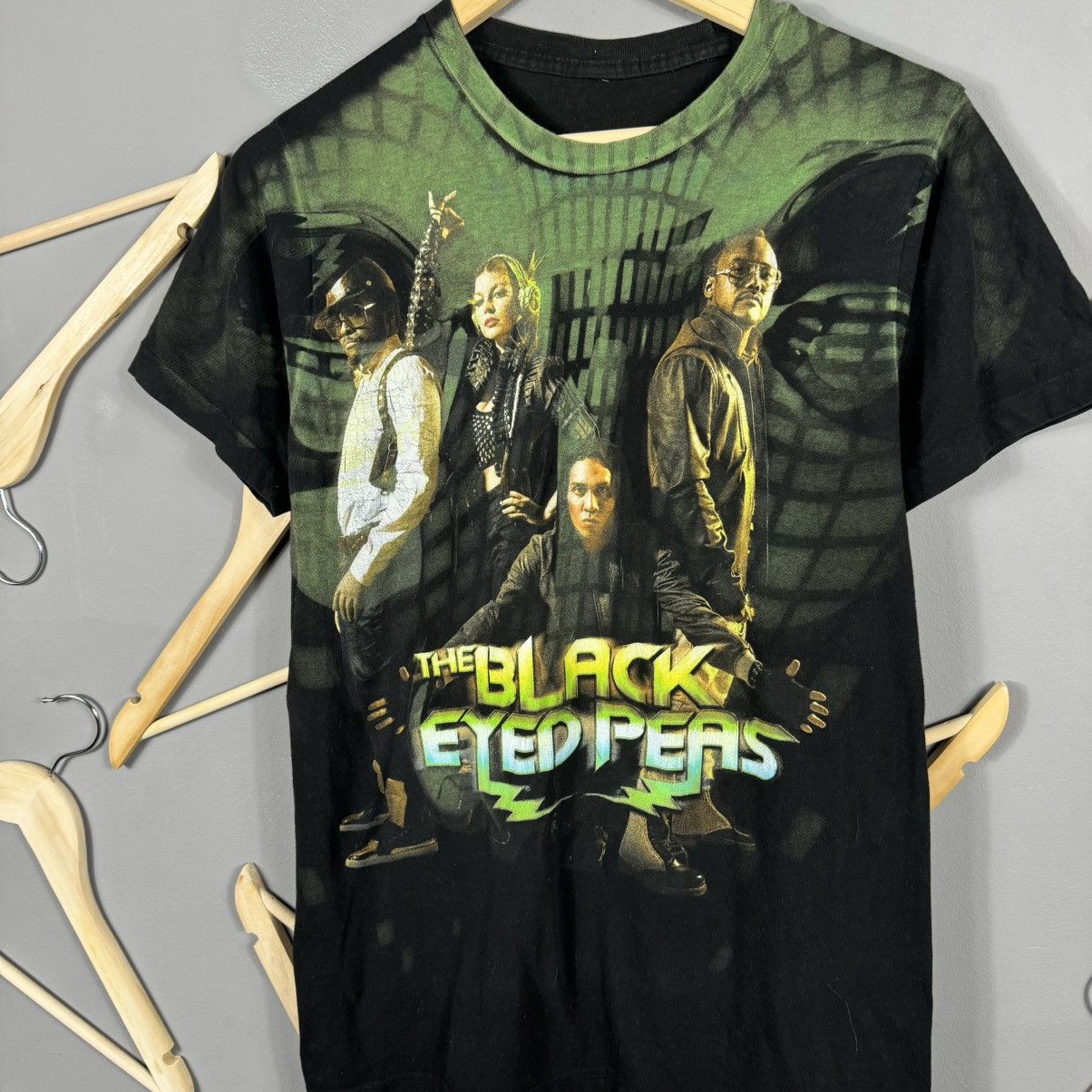 Band Tees The Black Eyed Peas Mosquitohead T-shirt Size US S / EU 44-46 / 1 - 4 Thumbnail