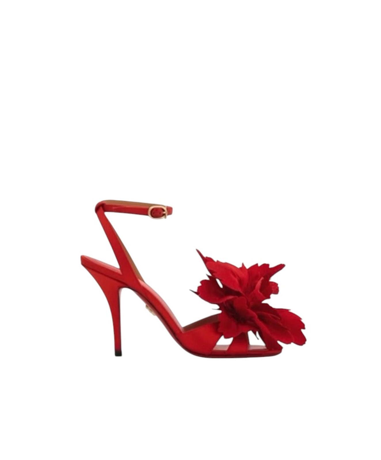 Salvatore Ferragamo Ferragamo Flower Embellished Sandal Size US 7.5 / IT 37.5 - 1 Thumbnail