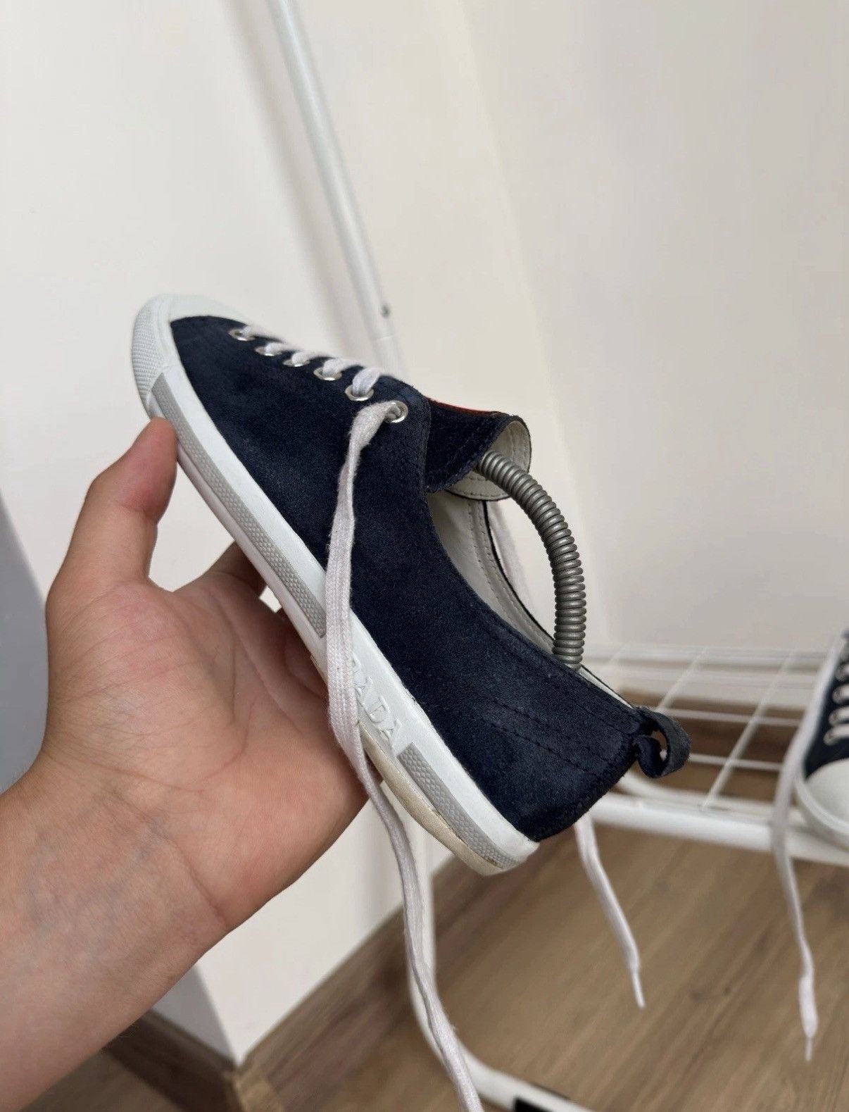 Prada PRADA Vintage Classic Suede Sneakers Shoes Size 35 Woman Size US 5 / IT 35 - 8 Thumbnail