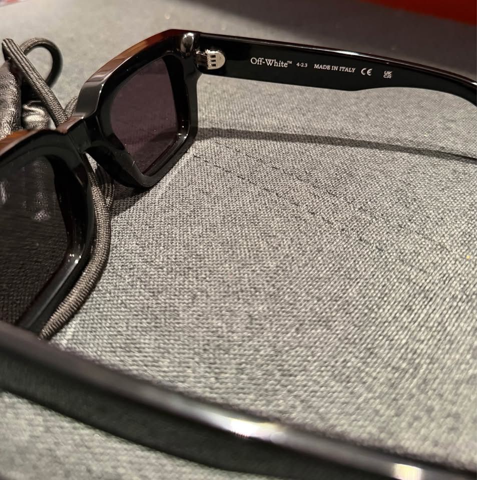 Off-White Off-White - Virgil Sunglasses Off-White Eyewear size small Size ONE SIZE - 3 Thumbnail