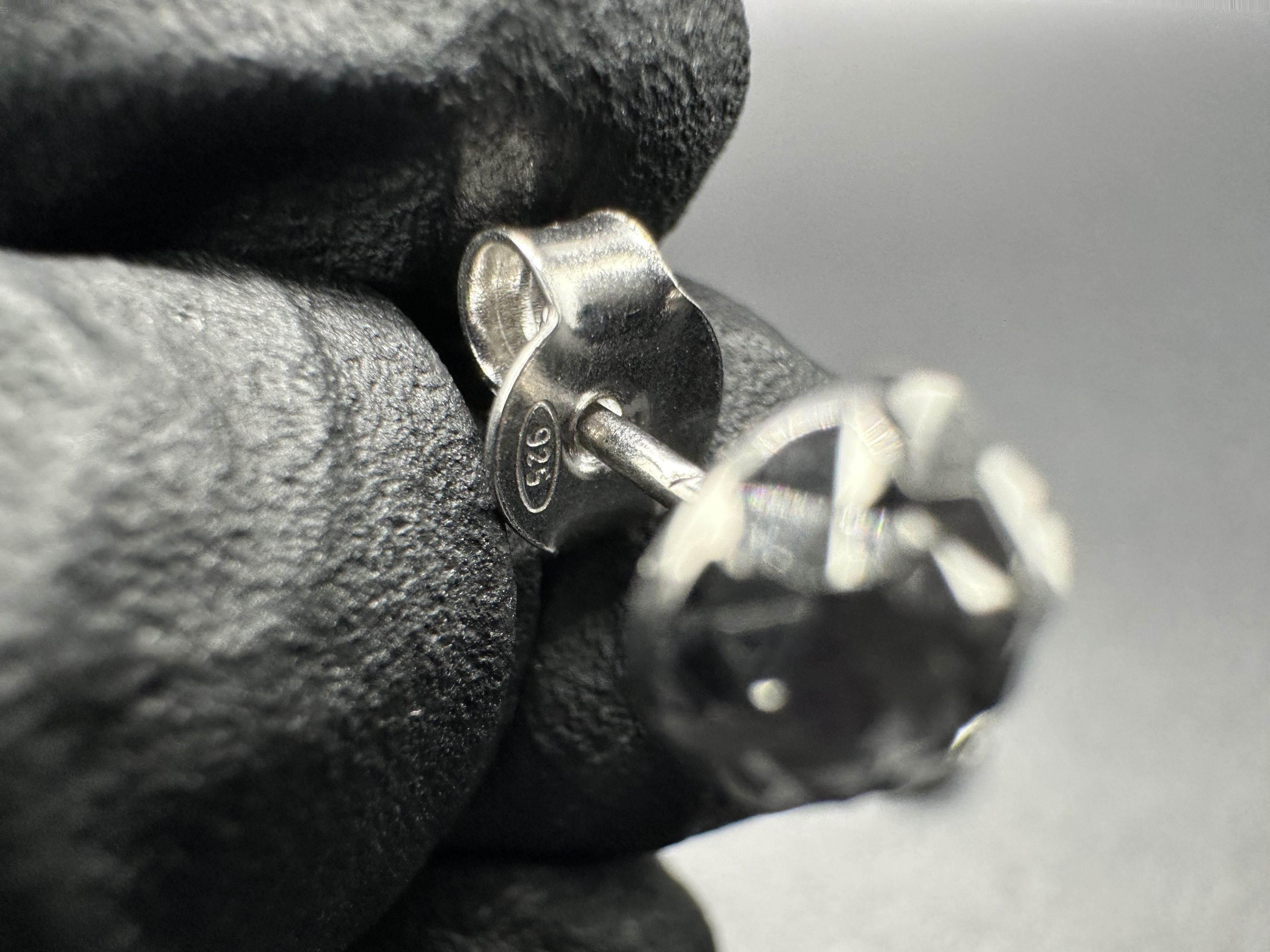 Jewelry STERLING SILVER 925 DIAMOND CUT ROCK STUDS Size ONE SIZE - 6 Thumbnail