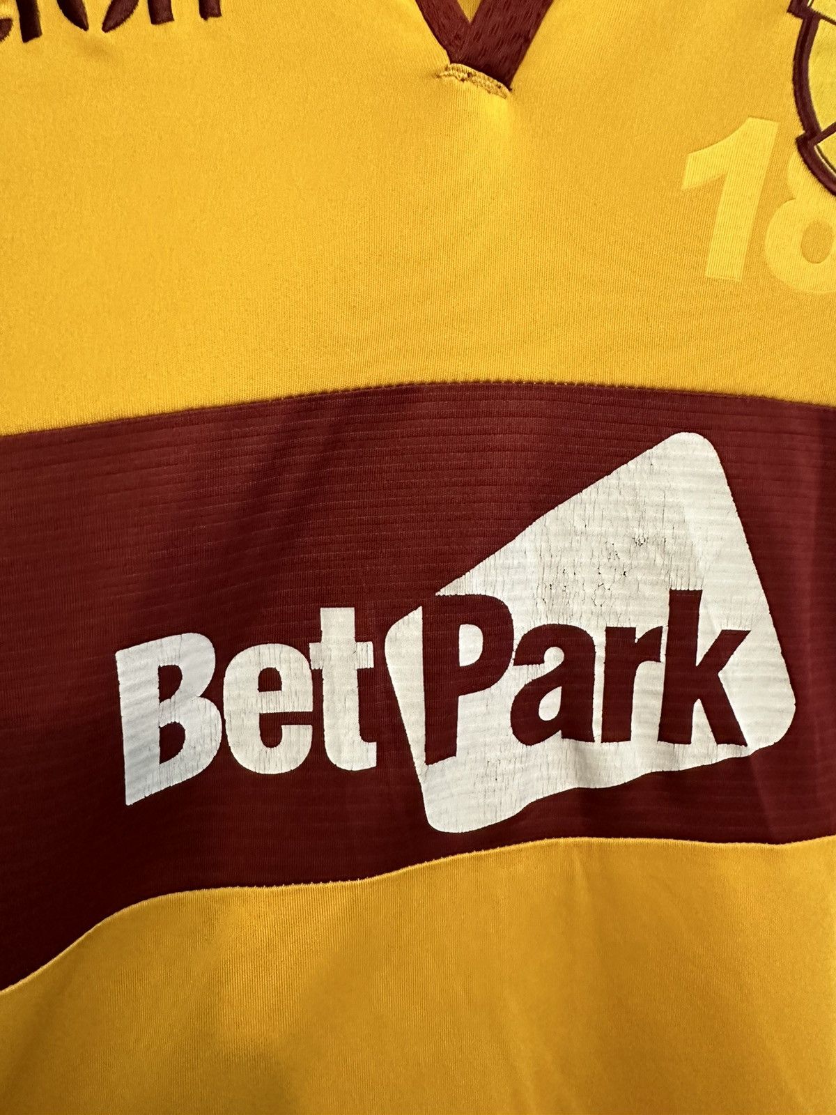 Vintage Motherwell F.C. Macron soccer jersey football kit shirt Size US XL / EU 56 / 4 - 7 Thumbnail