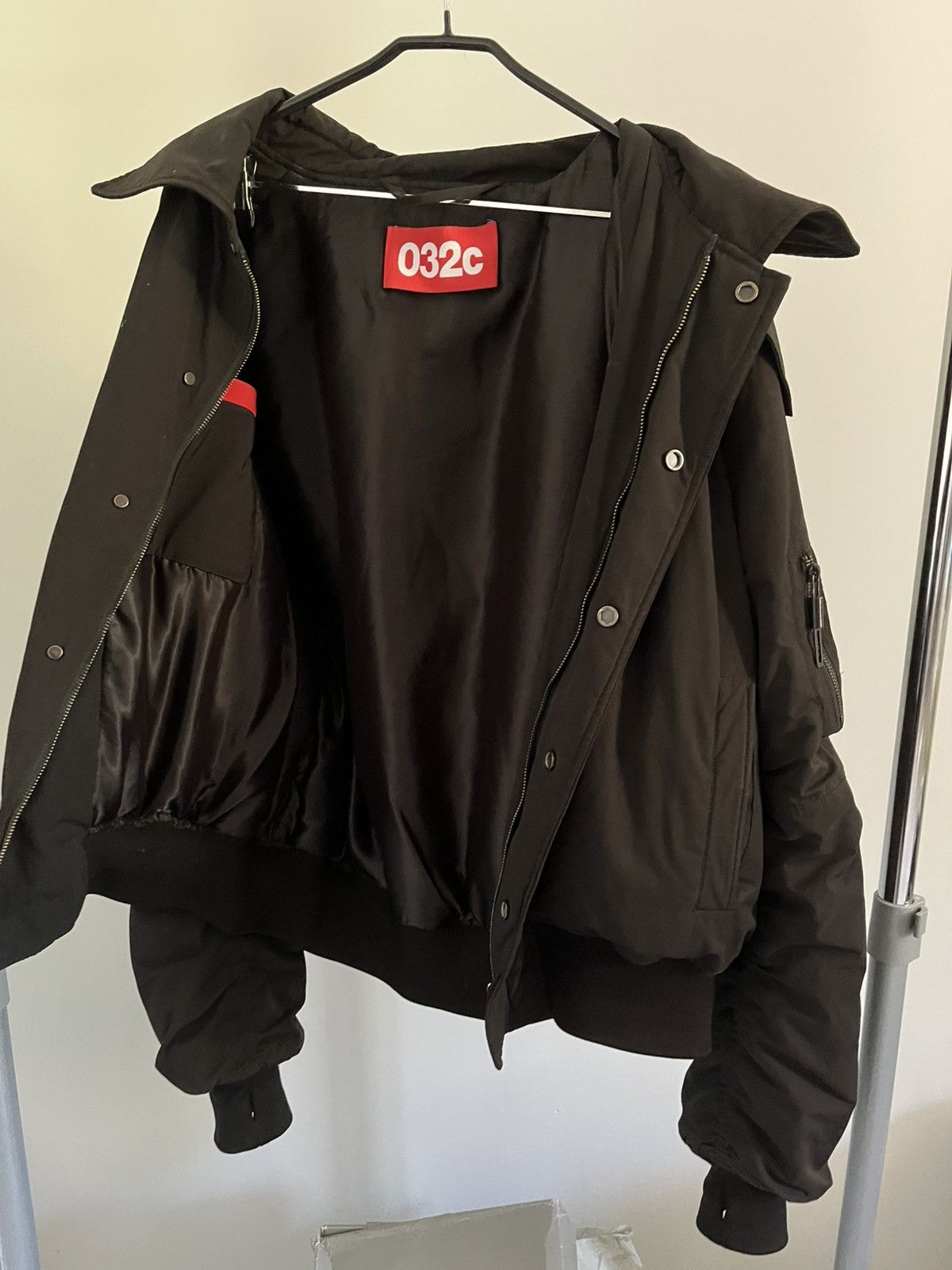 032c