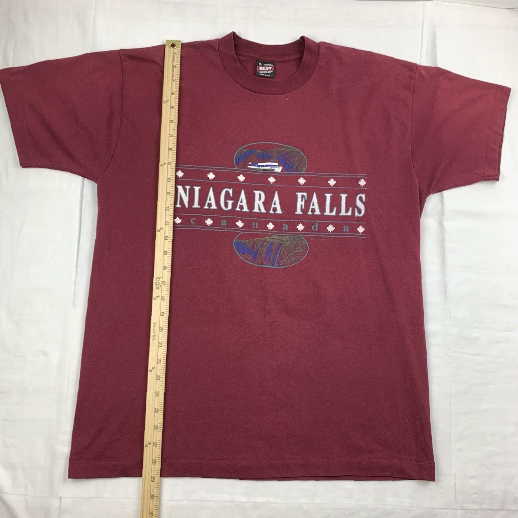 Fruit Of The Loom VINTAGE Niagara Falls Shirt Adult XL Red Canada Nature Outdoors Boat Travel 90s Men T-Shirt Size US XL / EU 56 / 4 - 5 Thumbnail