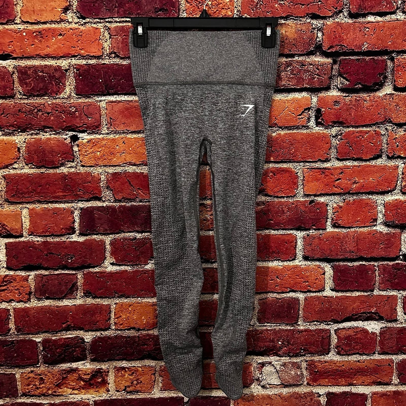 Gymshark Gymshark Leggings Size XSmall Size 26" / US 2 / IT 38 - 1 Thumbnail